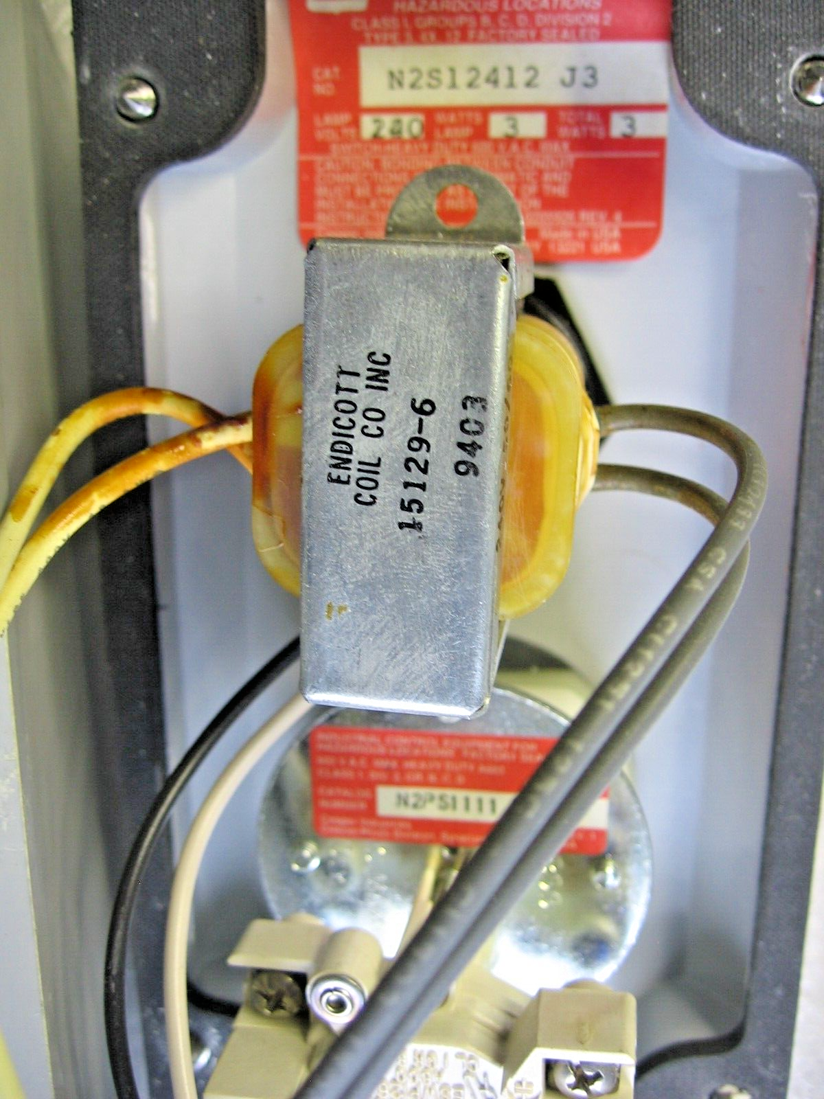Crouse-Hinds N2S12412 J3 Lighted Corrosion Resistant Push Button Control Station