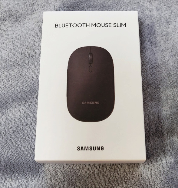Samsung Bluetooth Mouse Unisex Mouse Black White EJ-M3400