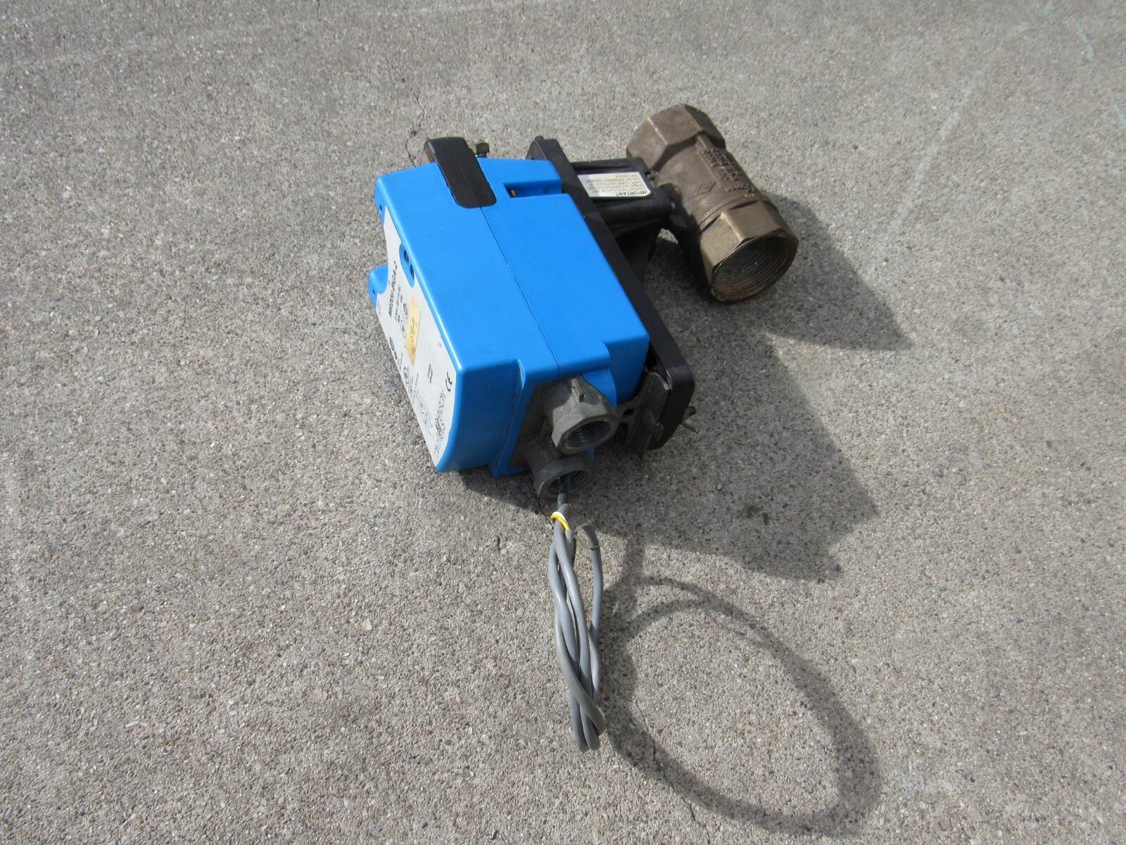 Johnson Controls M9206-BGA-2 Electric Spring Return Actuator 1-1/2" DN40