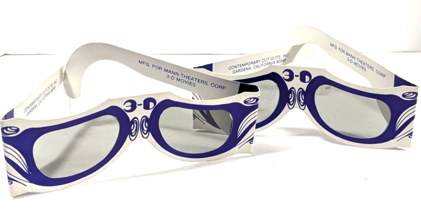 2 Pairs Vintage Polarized 3D Movie Theater Souvenir Glasses Mann Theatres 1983