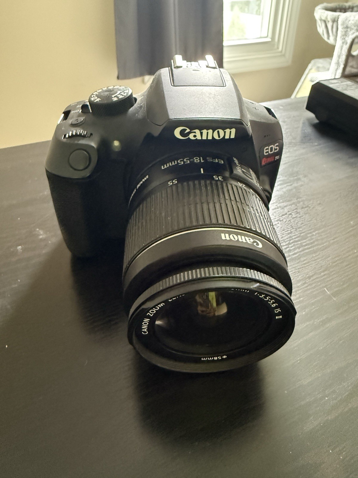 Canon EOS Rebel T6 Camera Bundle 18-55mm Lens LP-E10 Batteries Chargers
