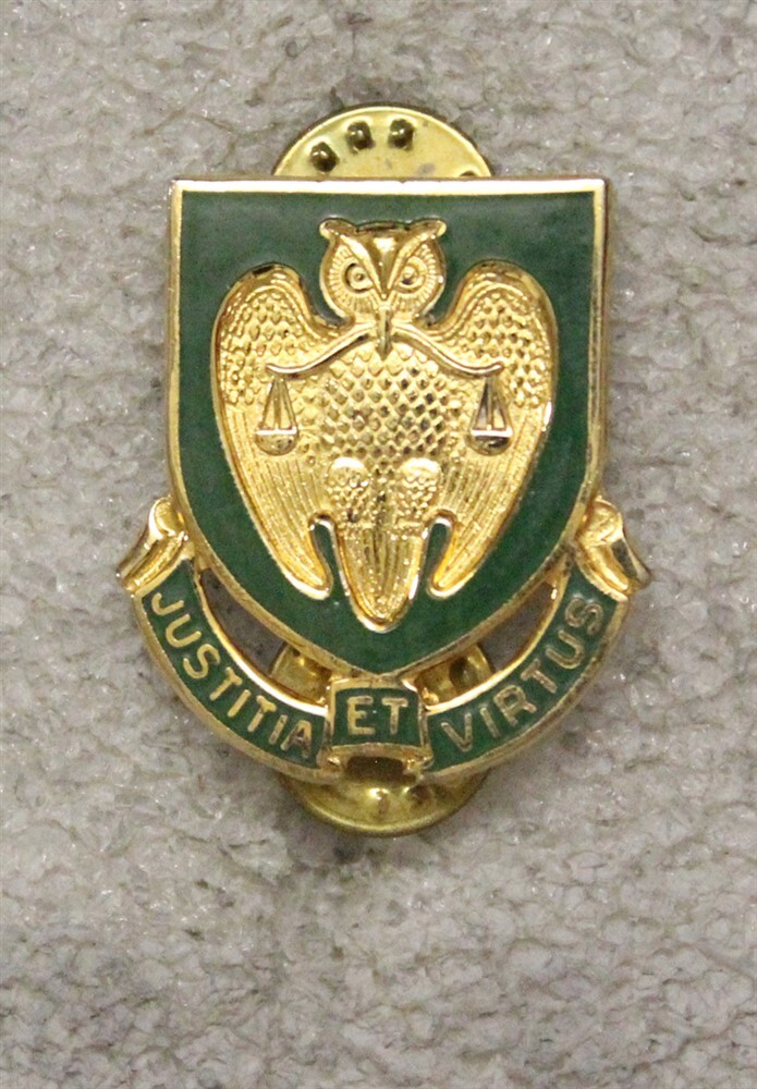 U.S. Army DI Pin: Military Police School - c/b, S35