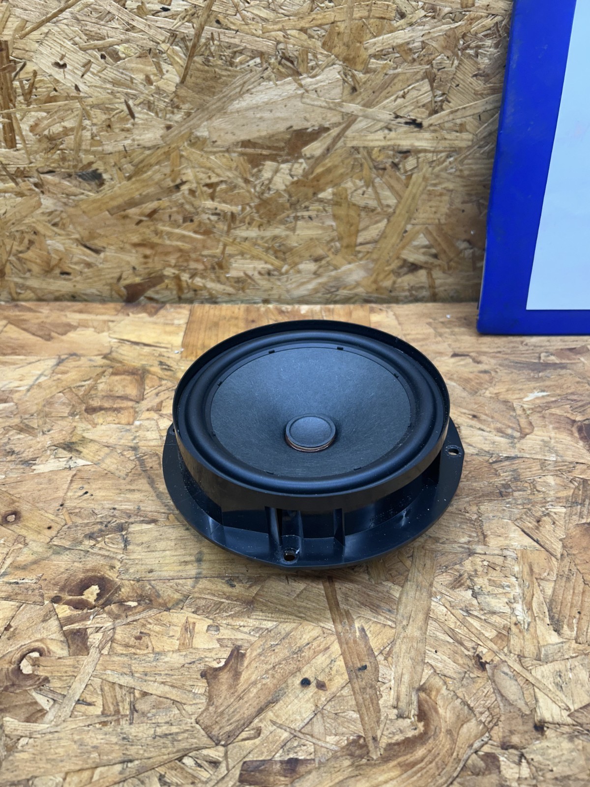 VOLKSWAGEN ID. BUZZ Front Right Door Speaker 12D035453A