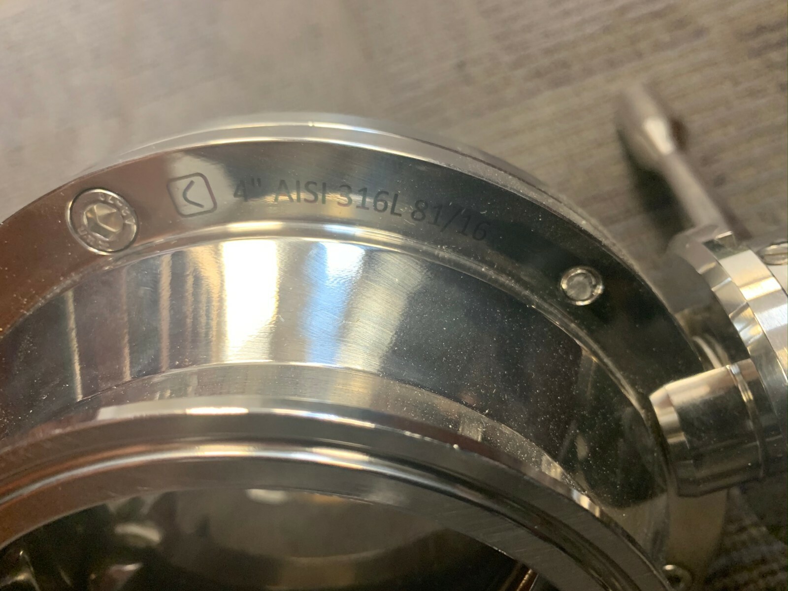 4" Butterfly Valve 316L Stainless Cipriani Sanitary/Triclamp Viton Material Cert