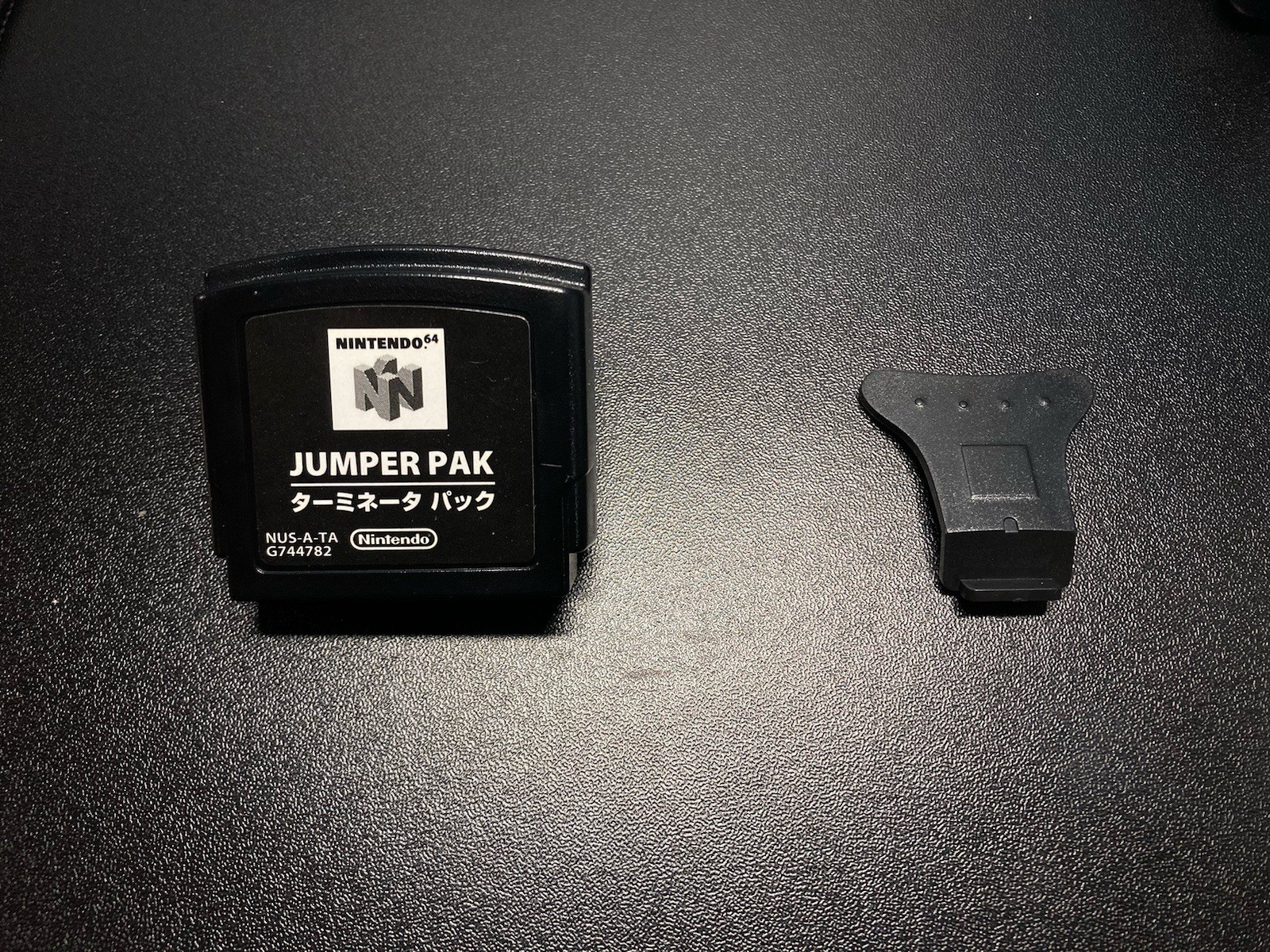 Nintendo 64 Jumper Pak Pack N64 Official OEM Genuine NUS-008 + Removal Tool