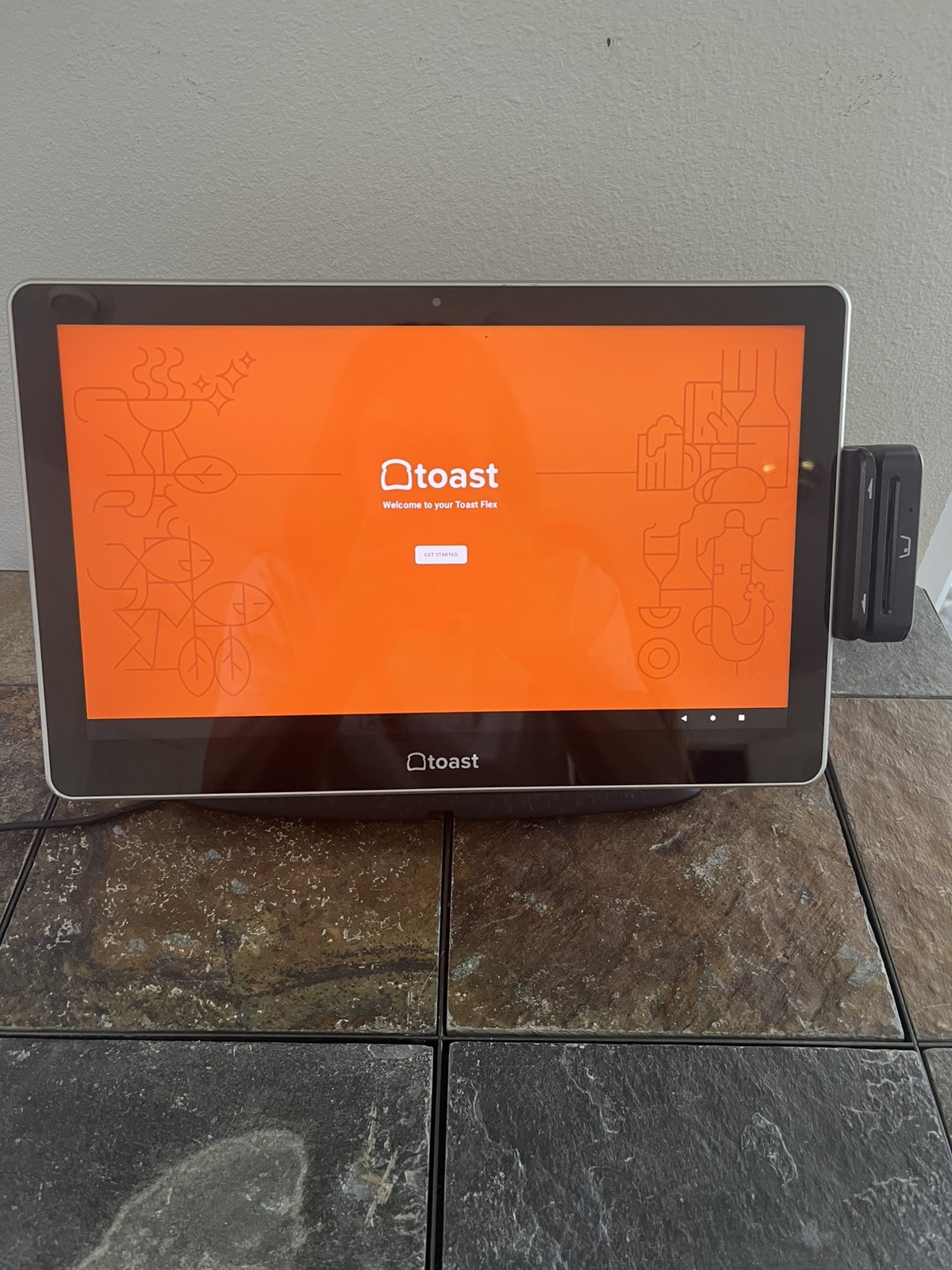 Toast Flex TT200 POS System Single Display w/ Power Supply & Stand  FACTORYRESET