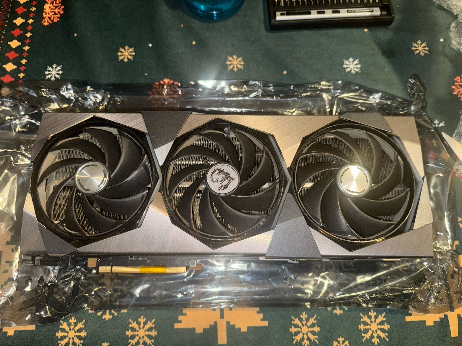 (FOR PARTS) MSI RTX 4080 / 4080 Super Suprim X Gaming GPU (No Core & VRAM) AS IS