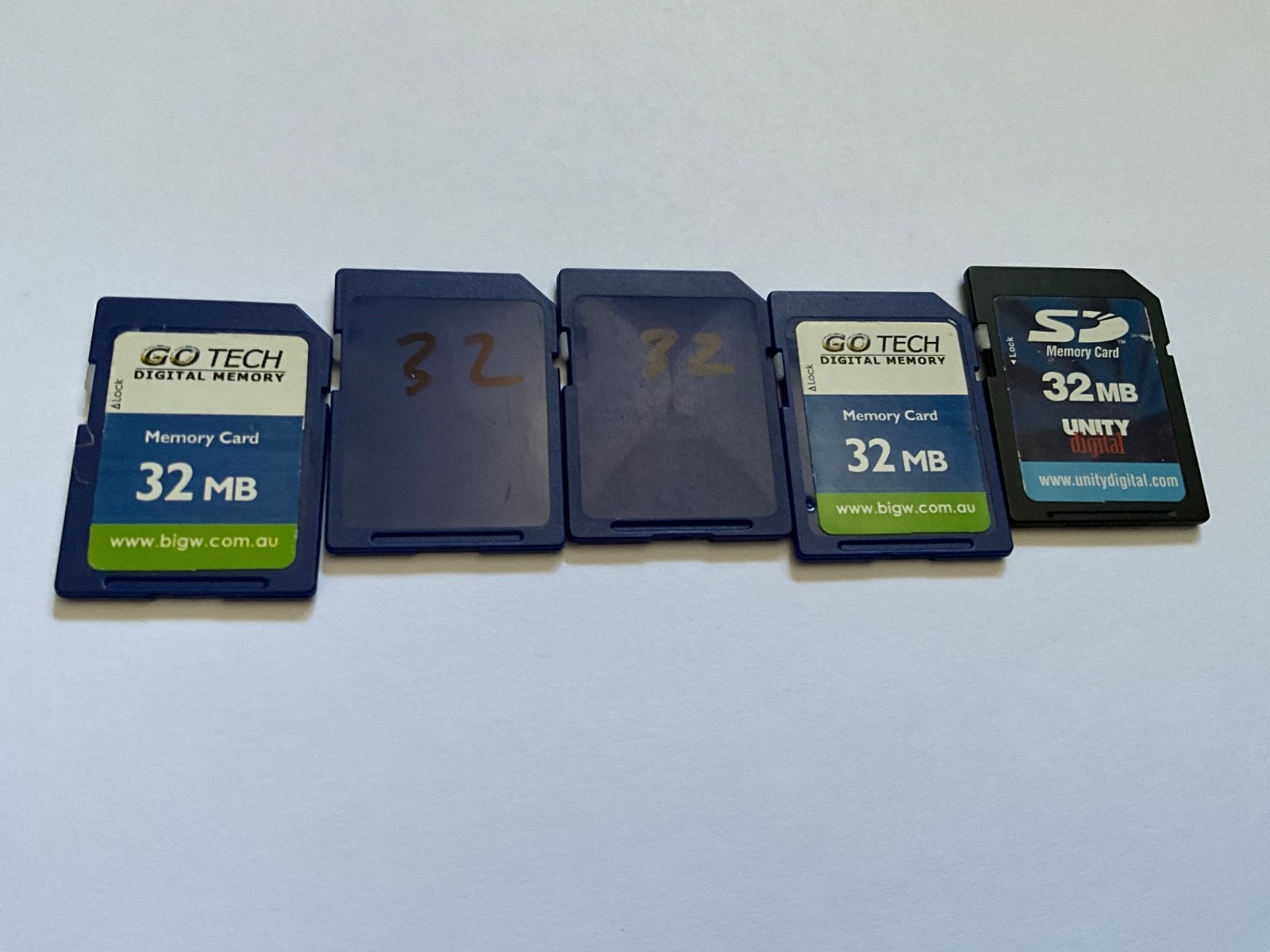 5pcs 32mb Generic brands  SD MEMORY CARD for older SD devices ,cameras,PDA