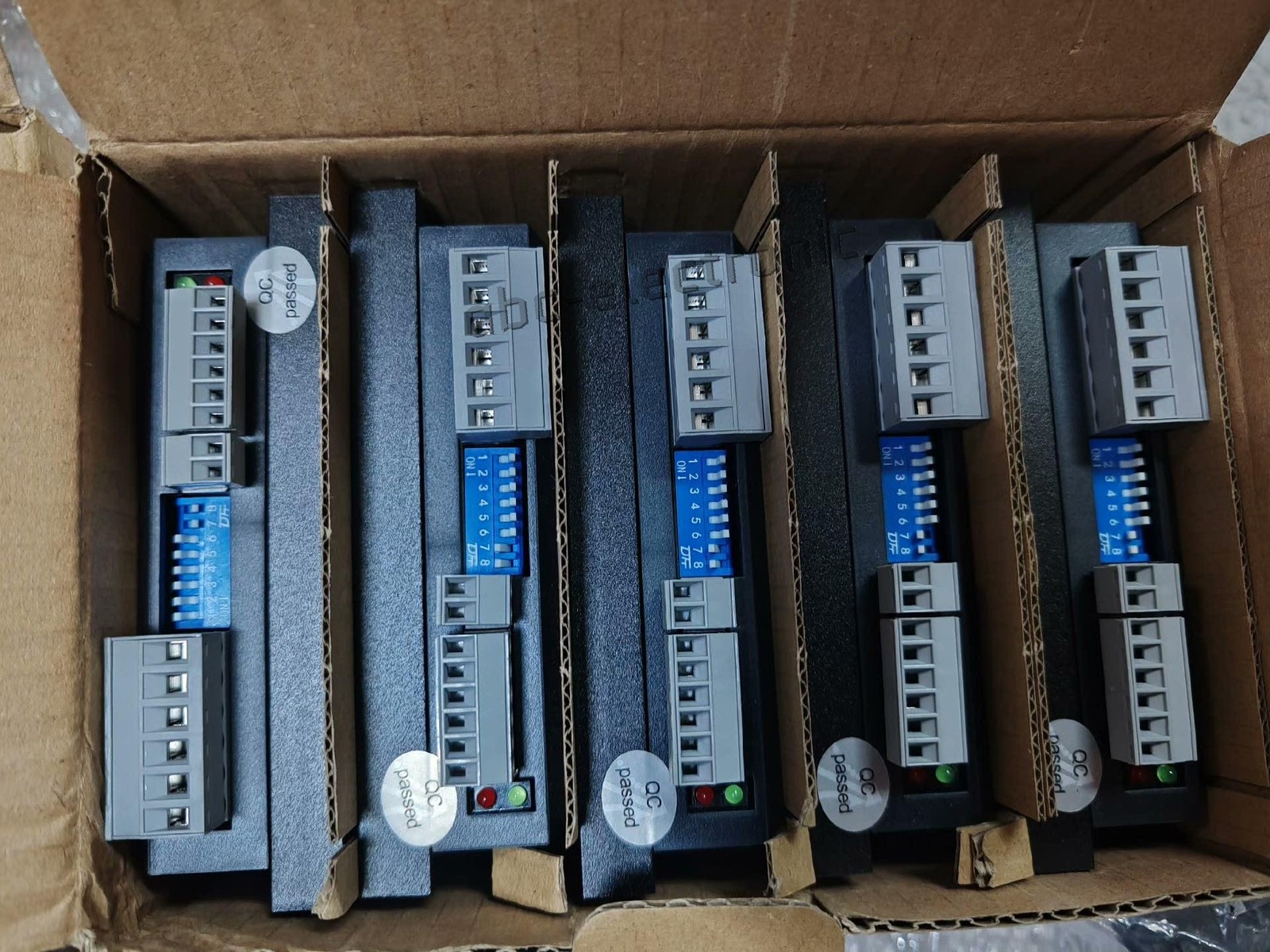 1PCS drive DM556J
