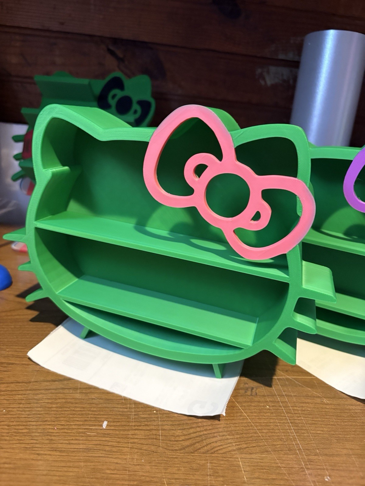 Hello Kitty Inspired Organizer Shelf – Cute Mini Display Stand with Bow