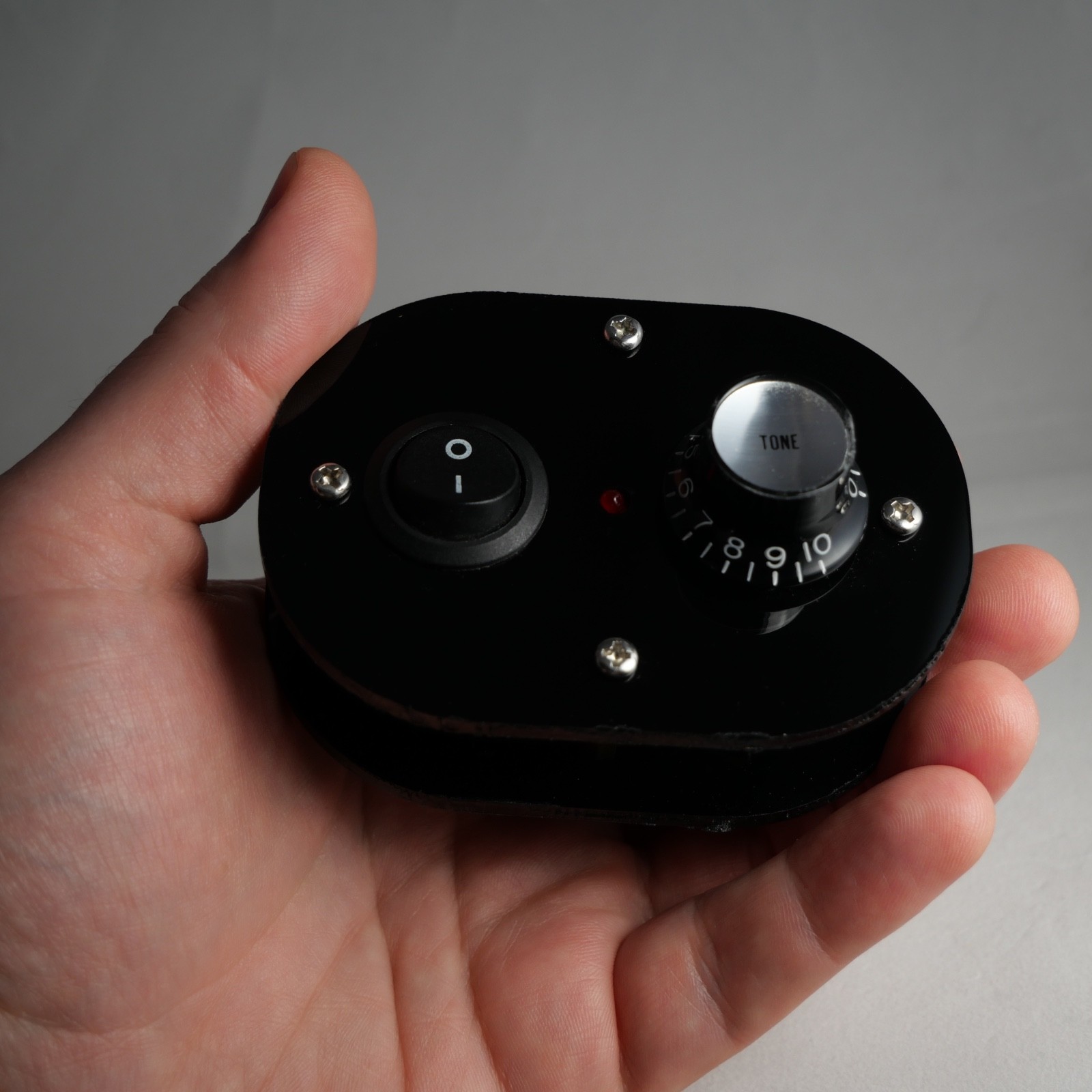 Black Acrylic Compact Midi Controller with 1 Latching Note Button Potentiometer