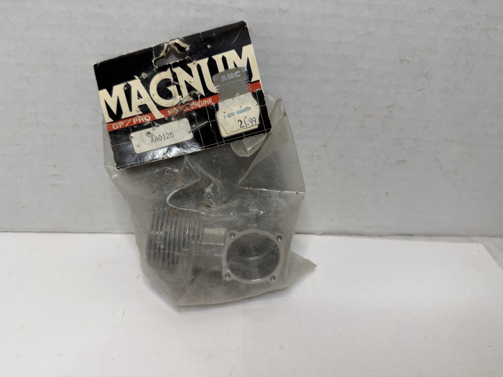 Vintage Magnum Pro 45 Model Airplane Engine Crankcase