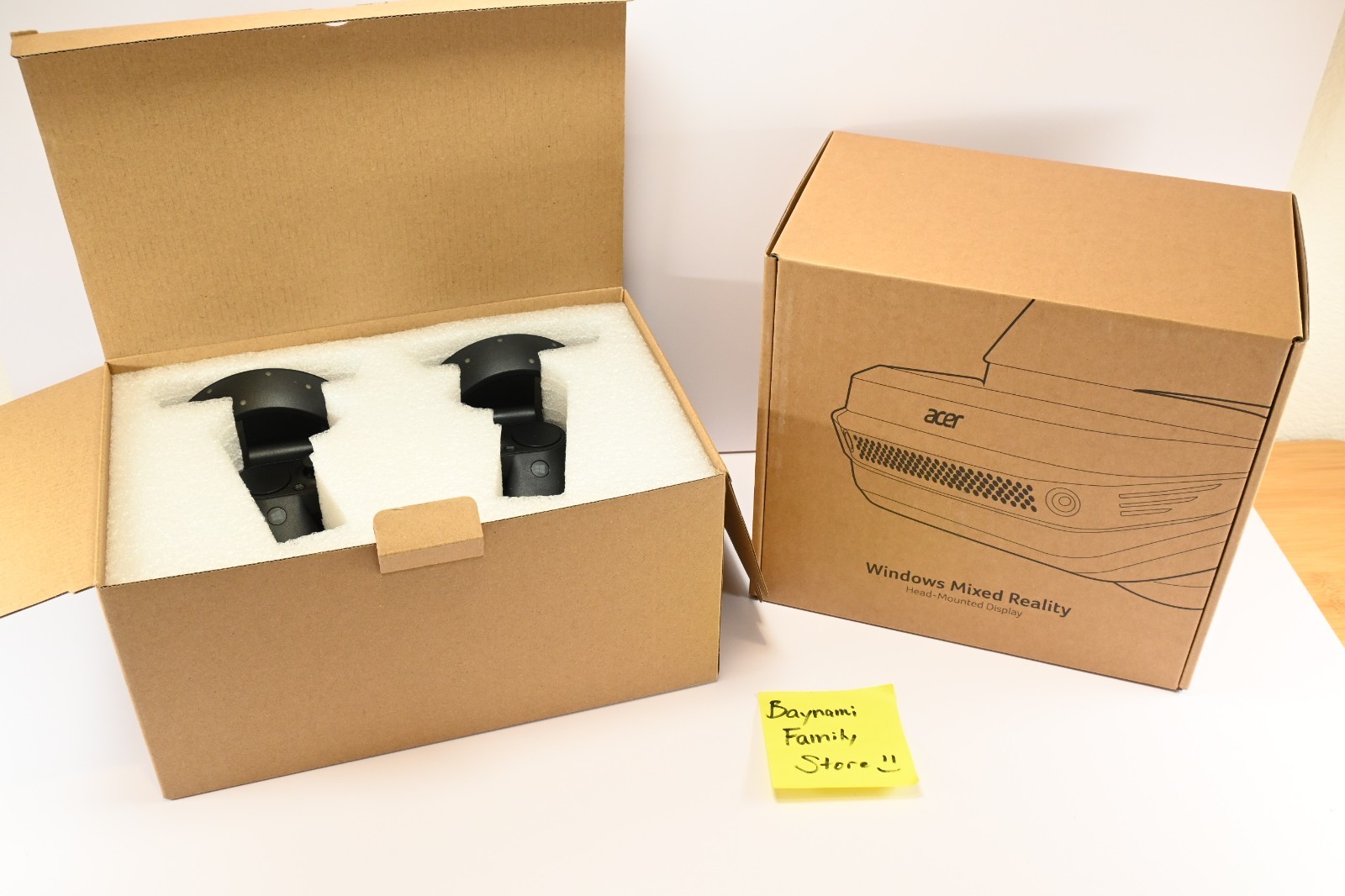 NEW Windows Mixed Virtual Reality Headset Acer VR Dev Edition + NEW Controllers
