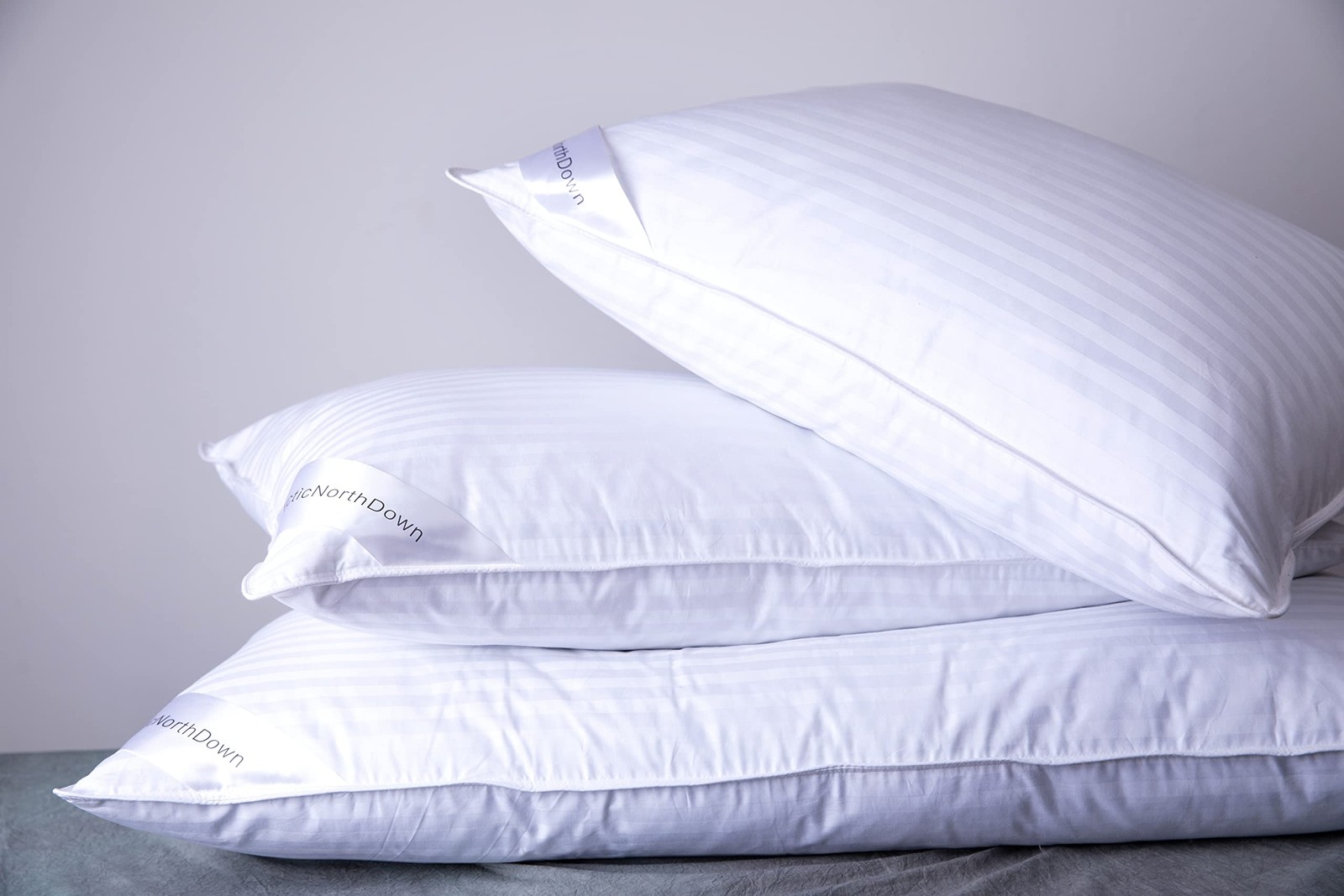 ArcticNorthDown Standard Goose Down (Pack of 1), Stripe White
