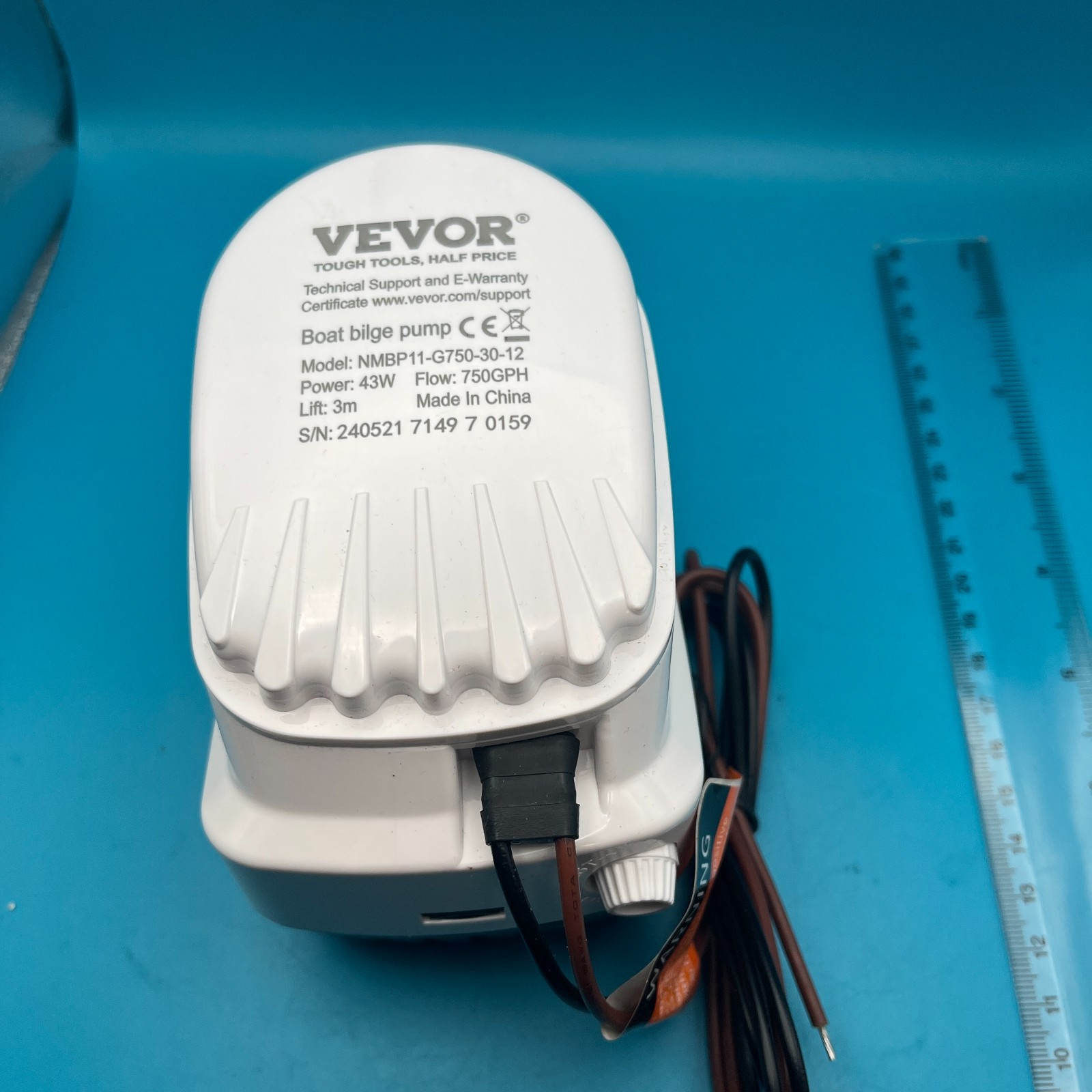 Submersible Pump, 750GPH 12V Electric with Float Switch, 0.7" Outlet, Marine