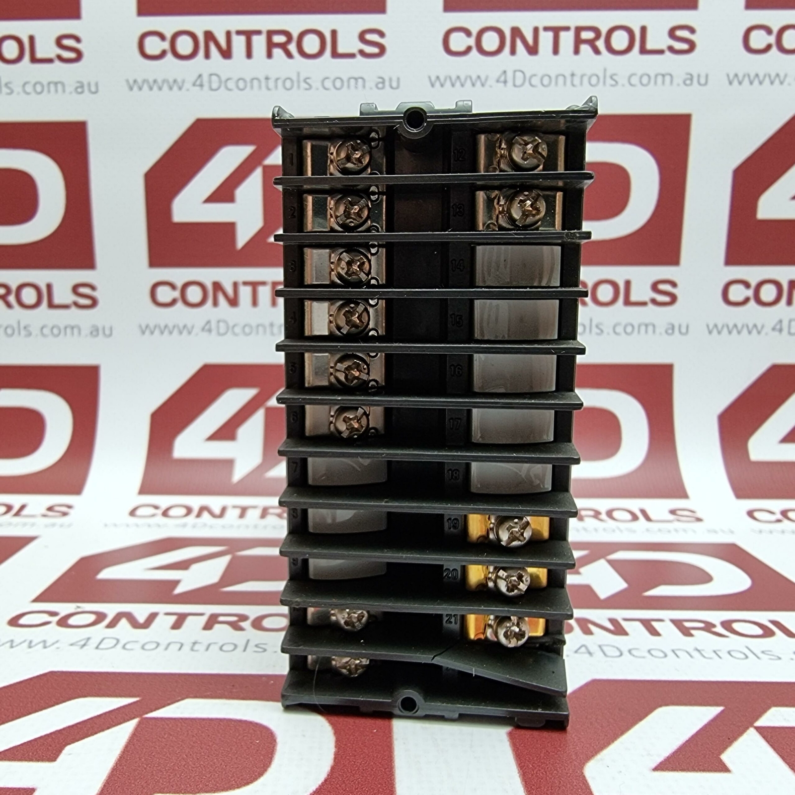 REX-F400 | RKC Instrument | Temperature Control Unit, Used