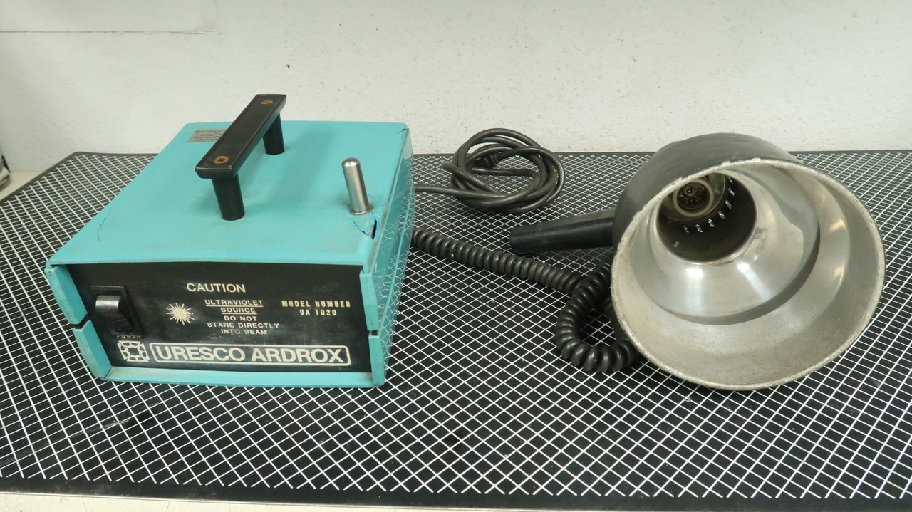 URESCO ARDROX UA1020 BLACKLIGHT ULTRAVIOLET SOURCE M2035