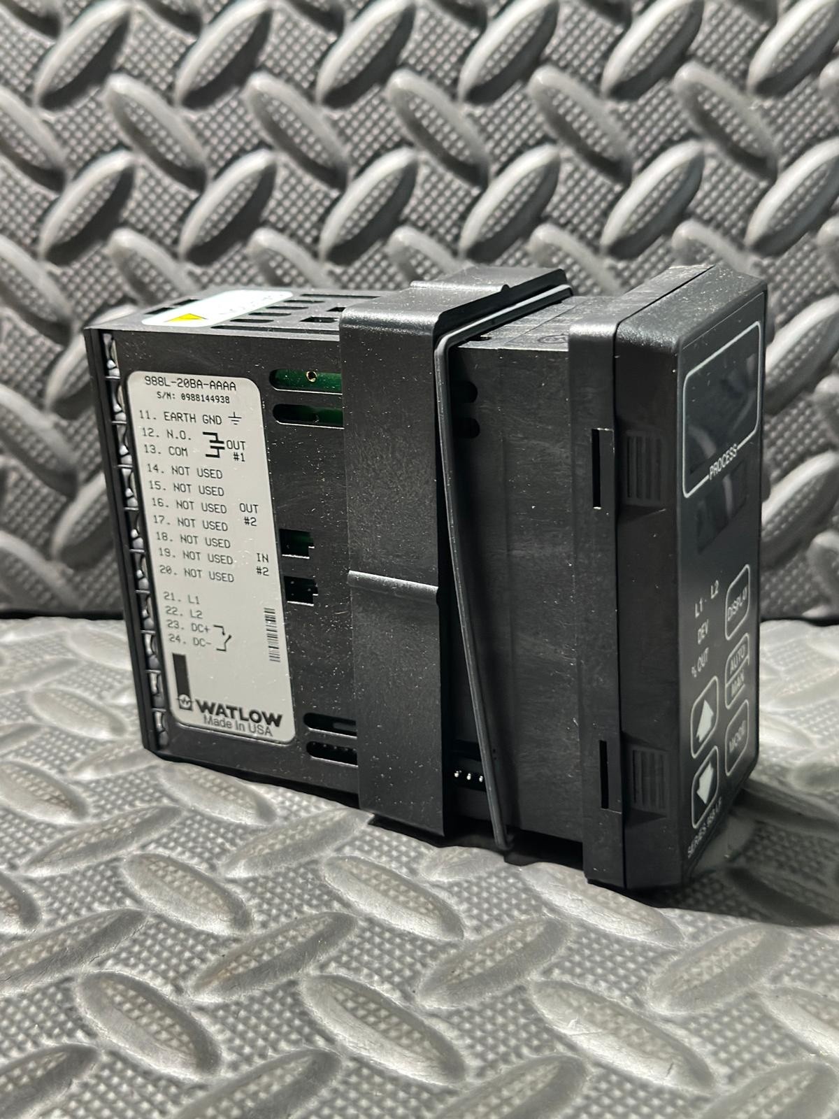 Watlow 988L-20BA-AAAA Temperature Process Controller Series 988 LF PID USA