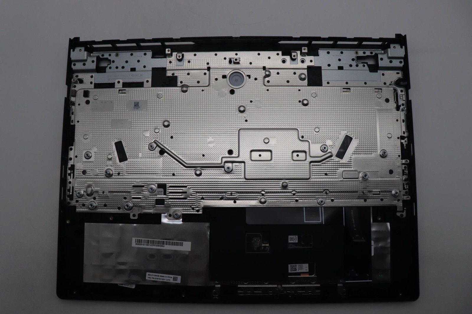 5CB1S11821 Upper Case ASM_ENG L 83F5EB RGB