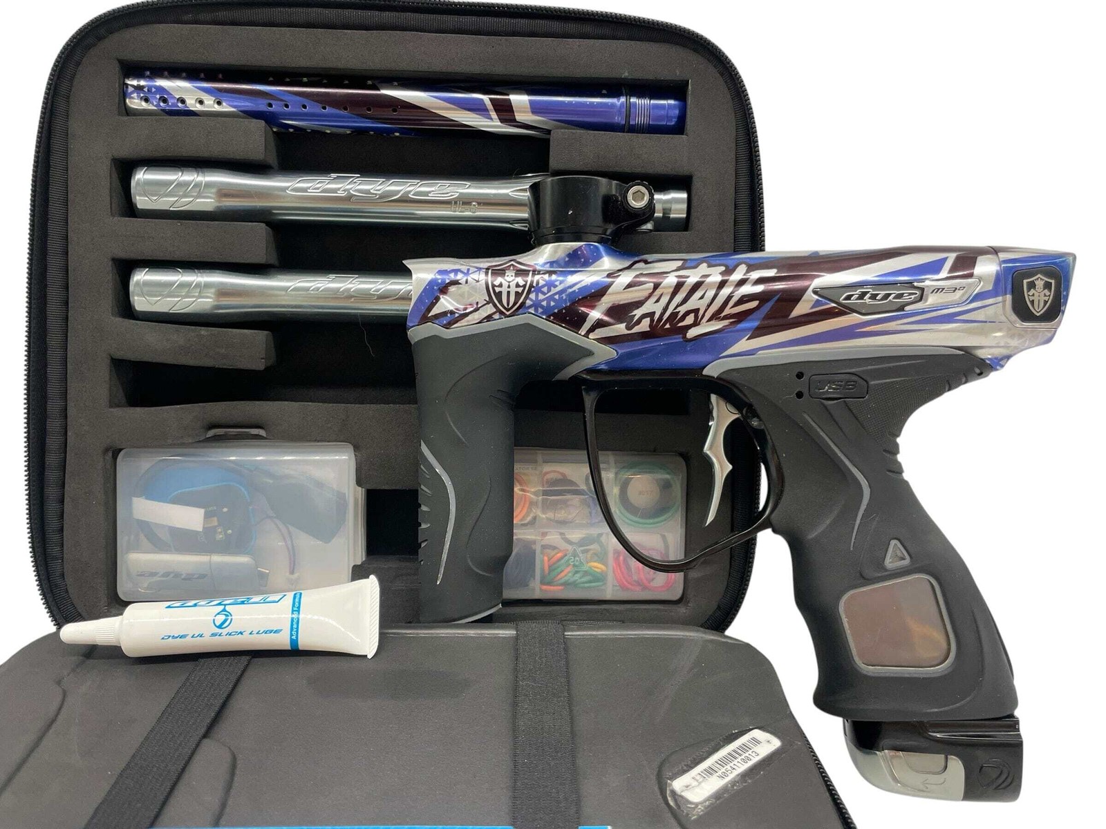 Dye M3+ 2.0 LE Femmes Fatale Paintball Gun