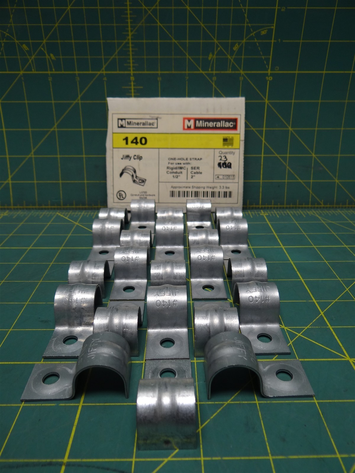(Qty: 23) Minerallac #140 One Hole Jiffy Clips Steel Fits 1/2" Conduit 2" Cable