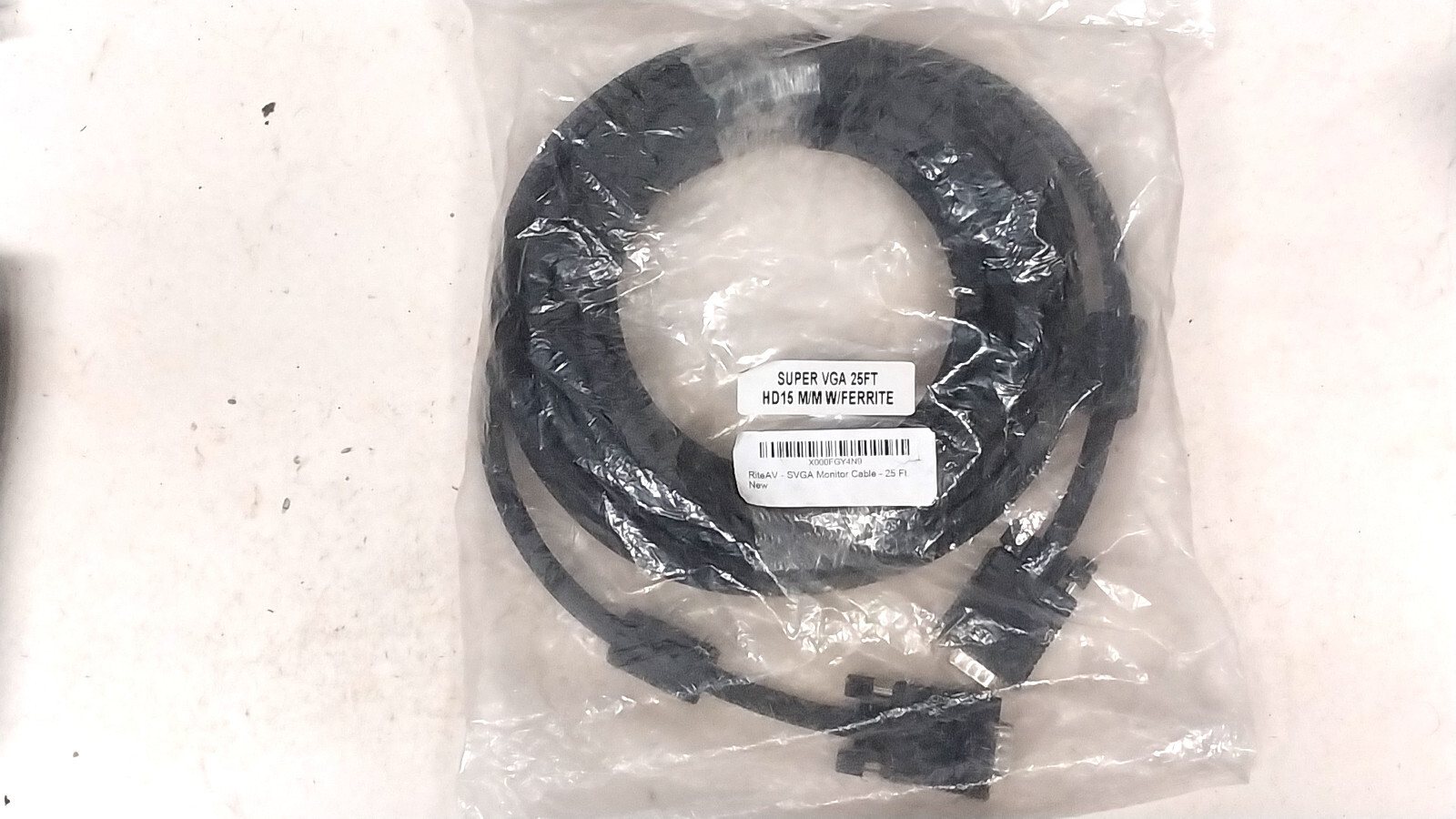 New Unused Sealed 25 ft. Long Super VGA Cable 15 pin Male / Old Vintage Computer