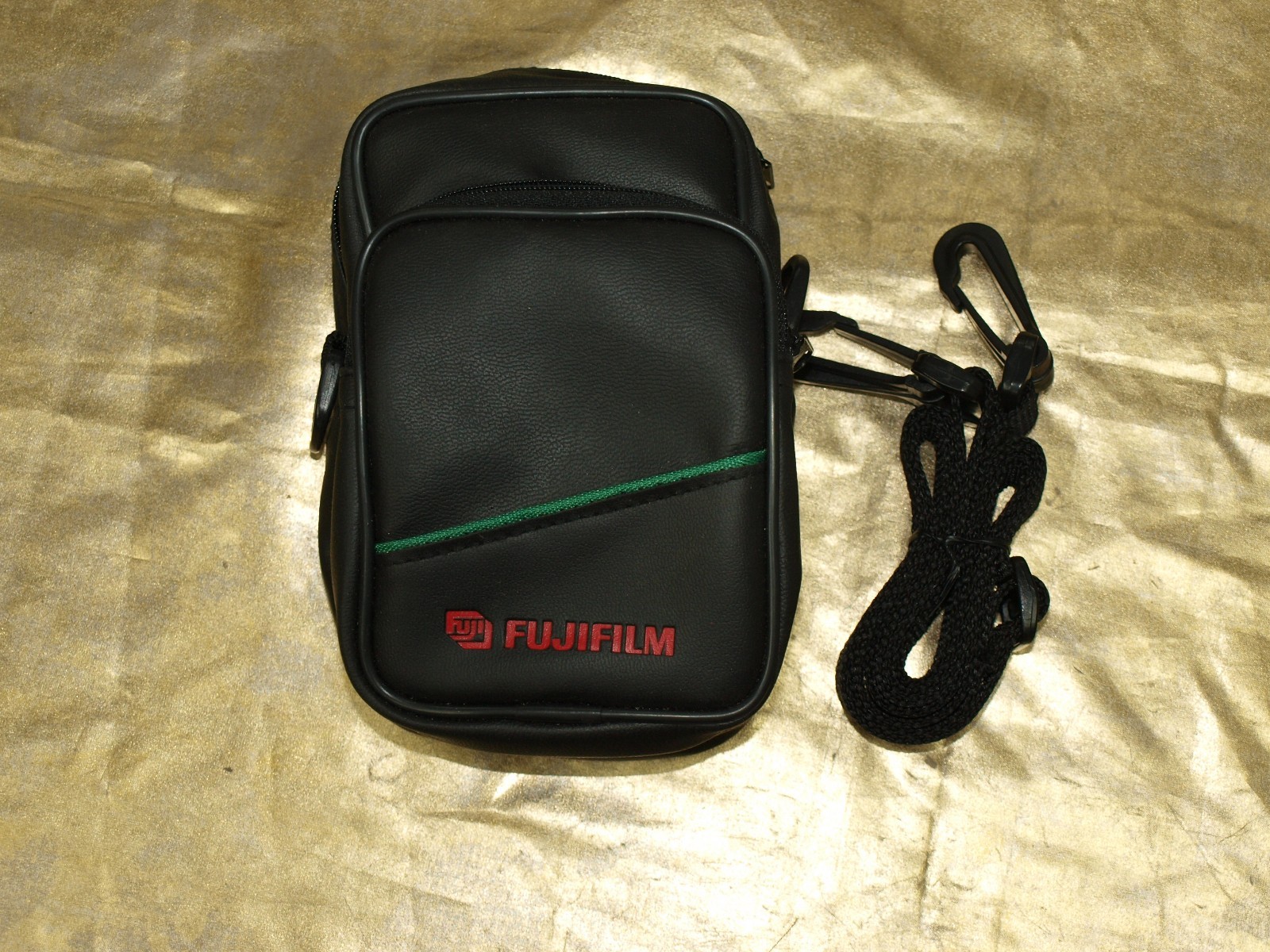 NEW FUJI FUJIFILM PADDED CASE 6X31/2X21/2" with OUTSIDE POCKET BELT LOOP STRAP