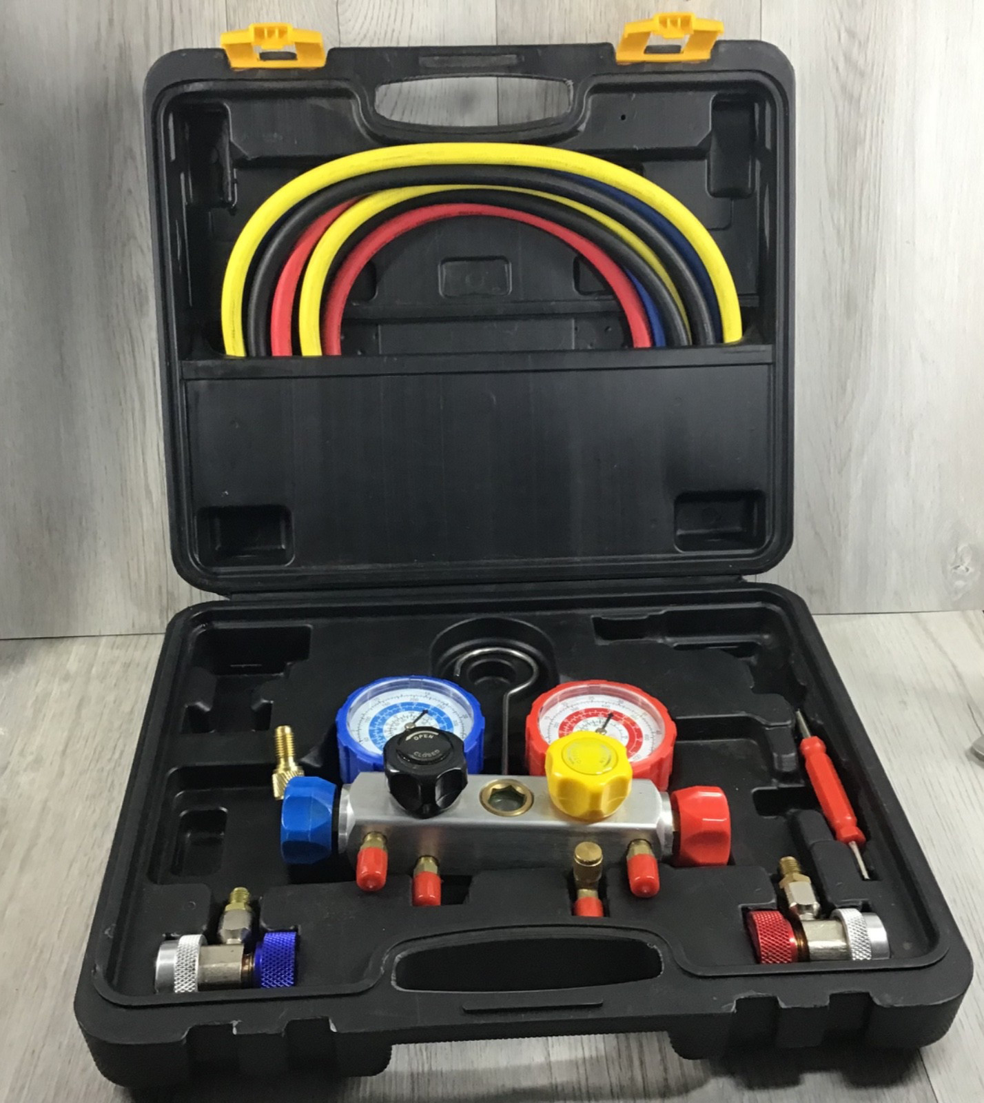 Automotive/HVAC A/C Refrigeration/AC Manifold Gauge Set Auto Service Kit