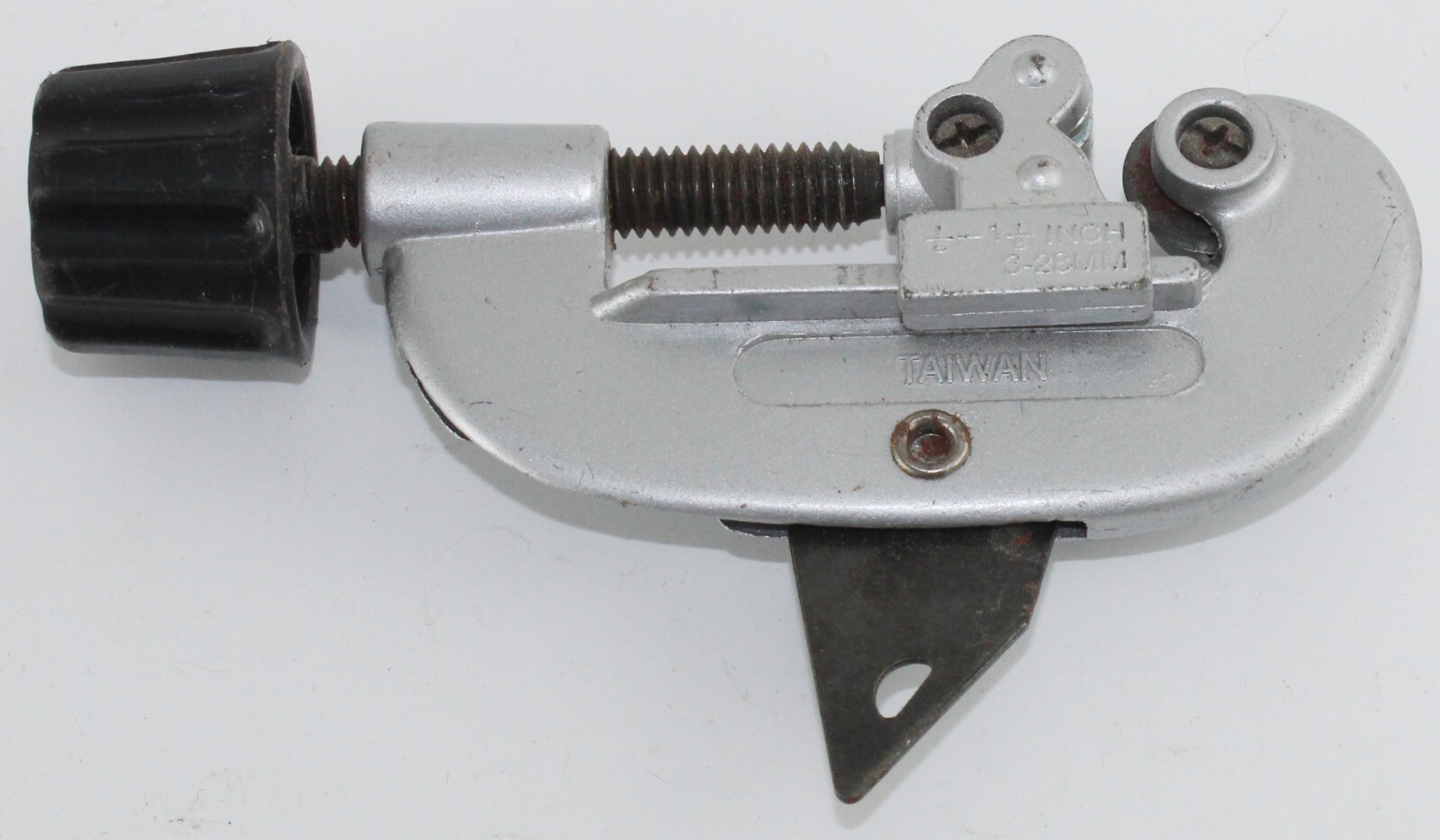 1 1/4 Inch Max Diameter-Copper & PVC Cutter