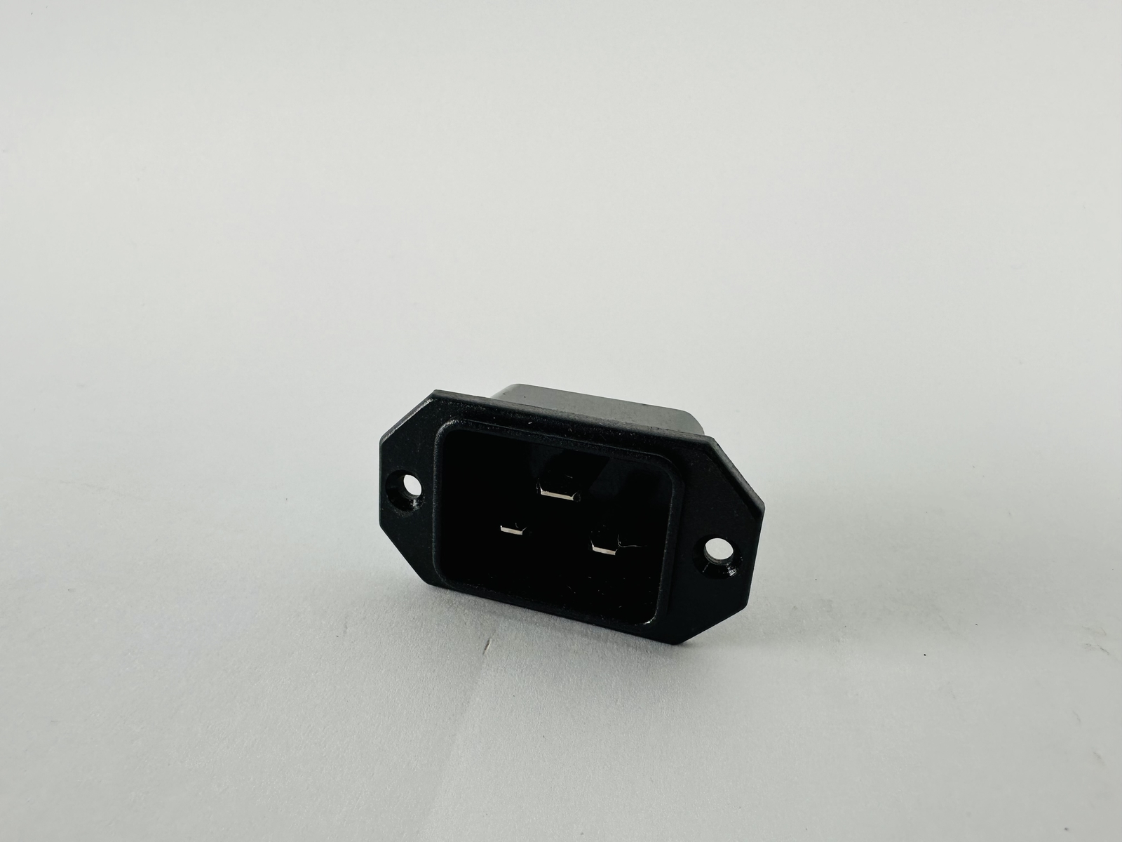 Precor Power Cord Inlet 16/20A PPP000000045381101 (PP32)