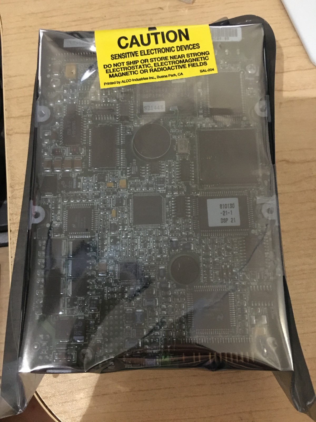 Micropolis 3243W 3.5" SCSI Hard drive P/N:YSW030-01-5 works great no bad sectors