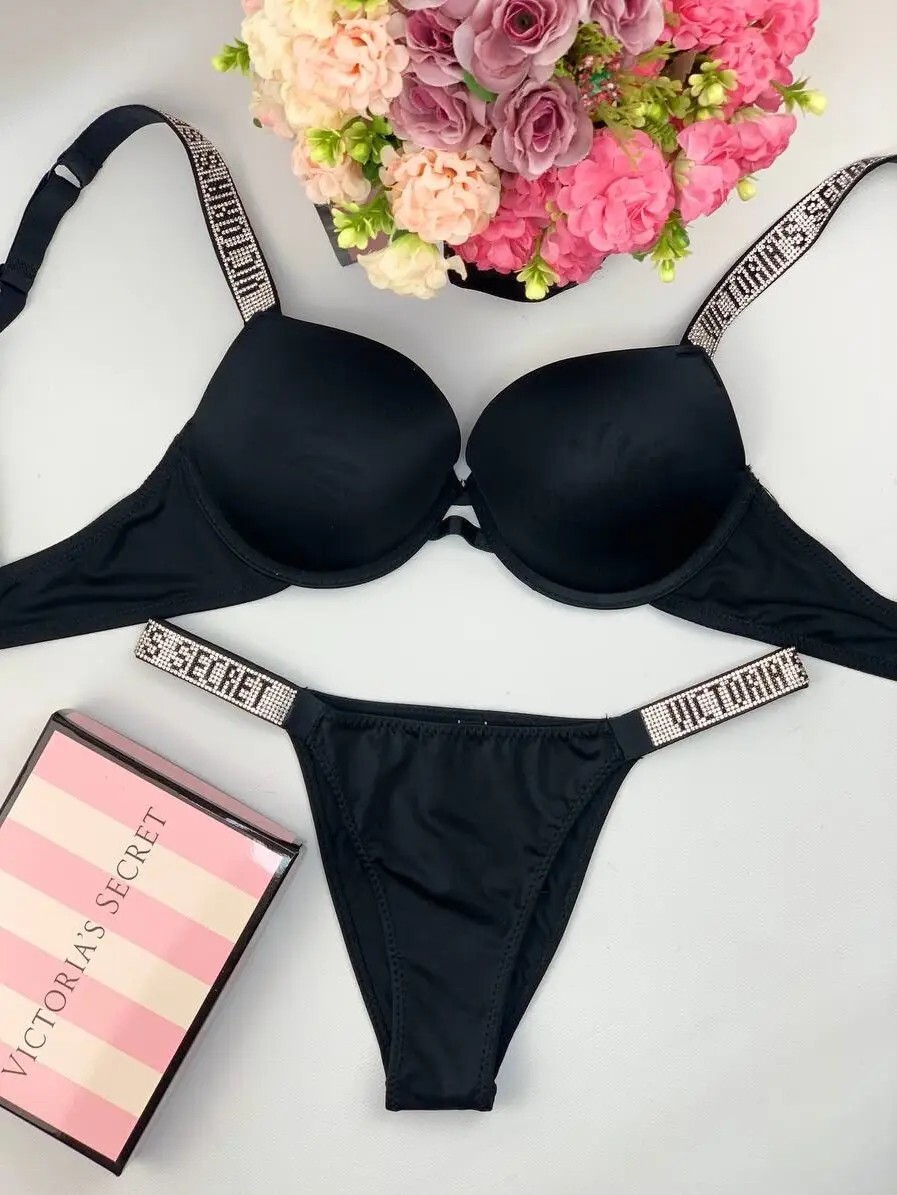 Womens Sexy 2 Pcs Lingerie Sets+5 Panties/Different Colors and Sizes