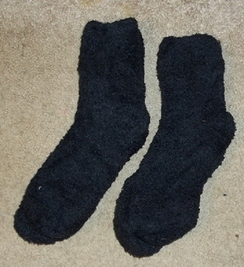 NEW 2 Pair Men's Fluffy Fuzzy Socks Black NEW