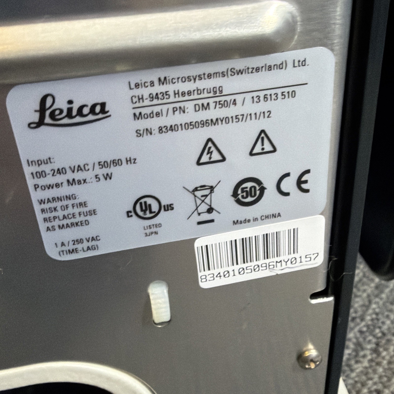 Leica DM750 Microscope W/ Objectives