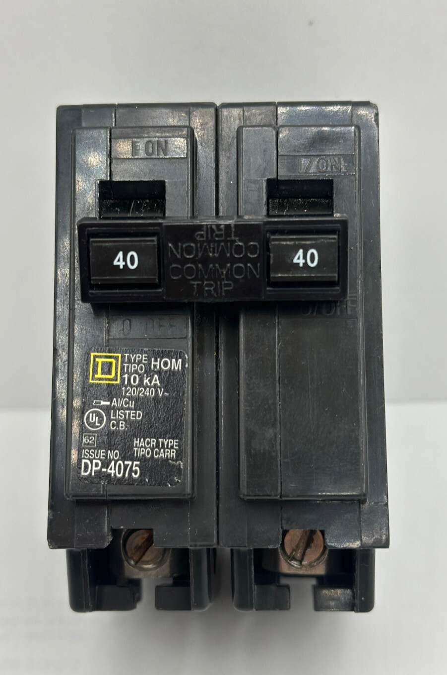 USED Square D HOM240 2 Pole 40 Amp 120 240V Type HOM Plug In Circuit Breaker