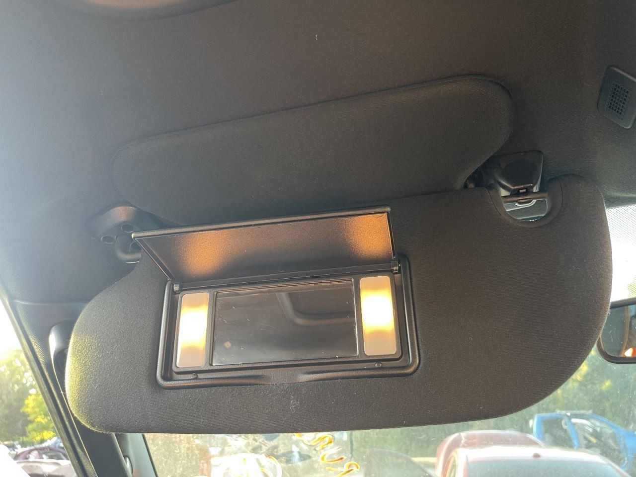 Sun Visor Driver Illuminated Fits 15-17 EXPEDITION 971552