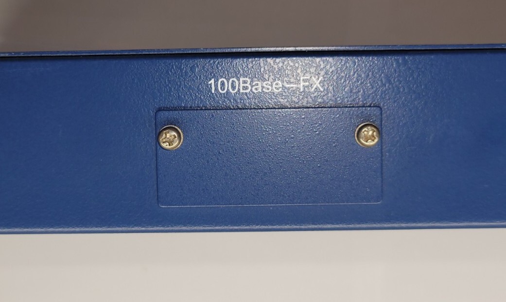 AOpen AOW-216U 16-Port 10/100 Fast Ethernet Switch