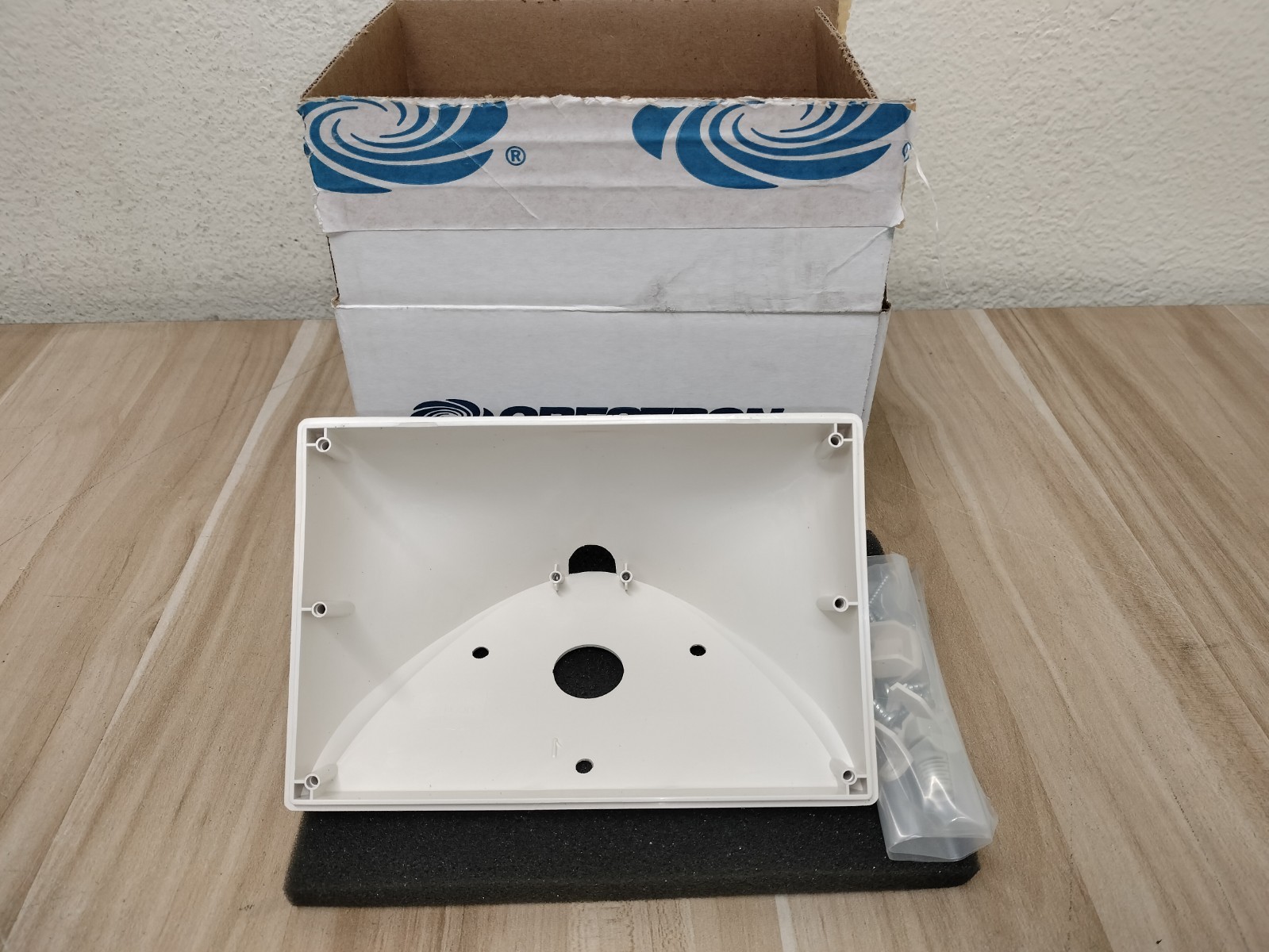 Crestron TTK-MP/MPC/IPAC-W Tabletop Kit for MPC3-302 MP-B10, MP-B20 Series White