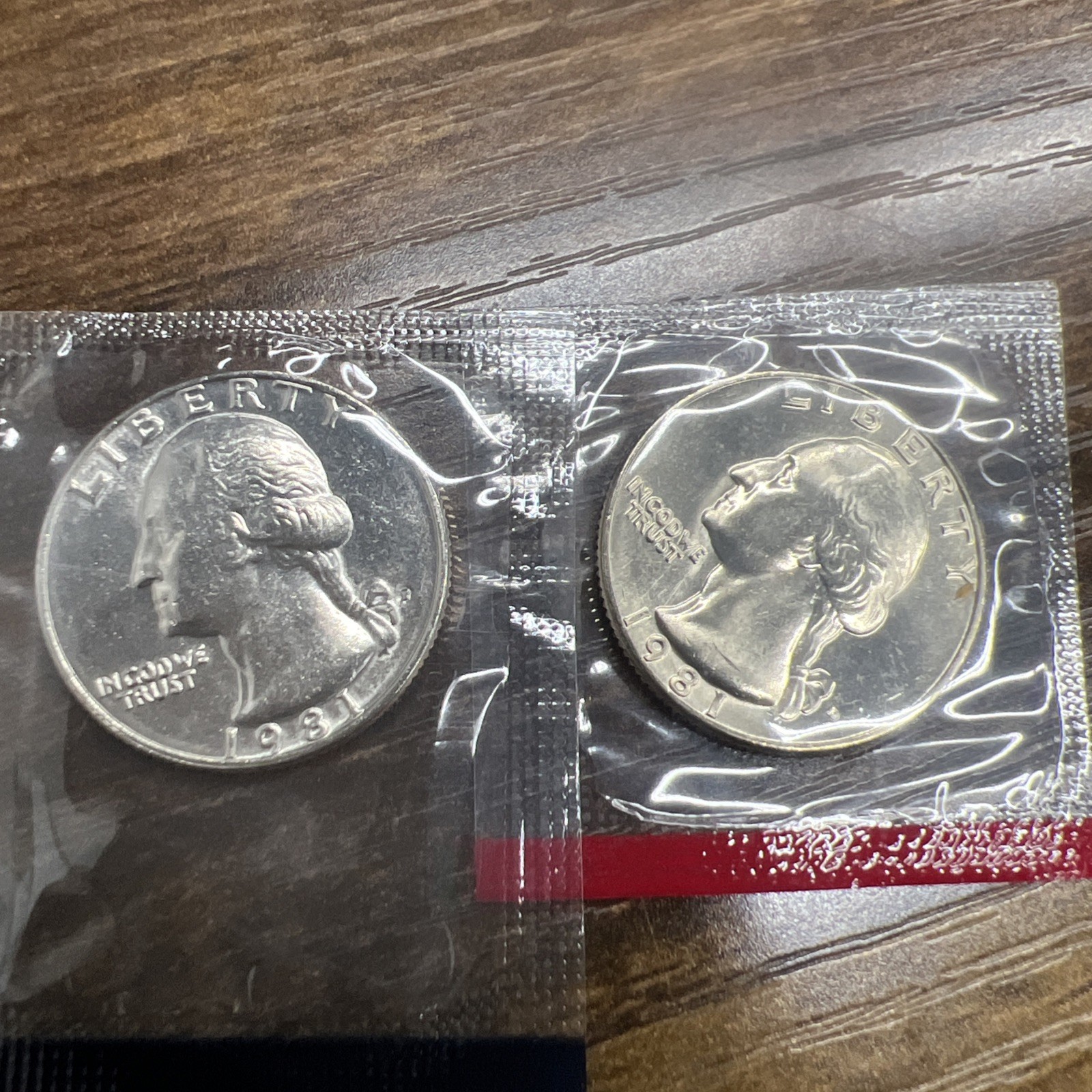 1981 P+D  Washington Quarters ~ Uncirculated in Cellophane from Mint Set