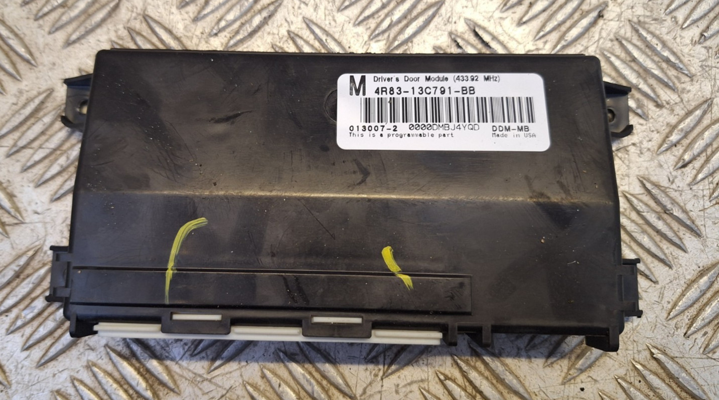 Jaguar S-Type 2.7 Drivers Door Module 4R8313C791BB
