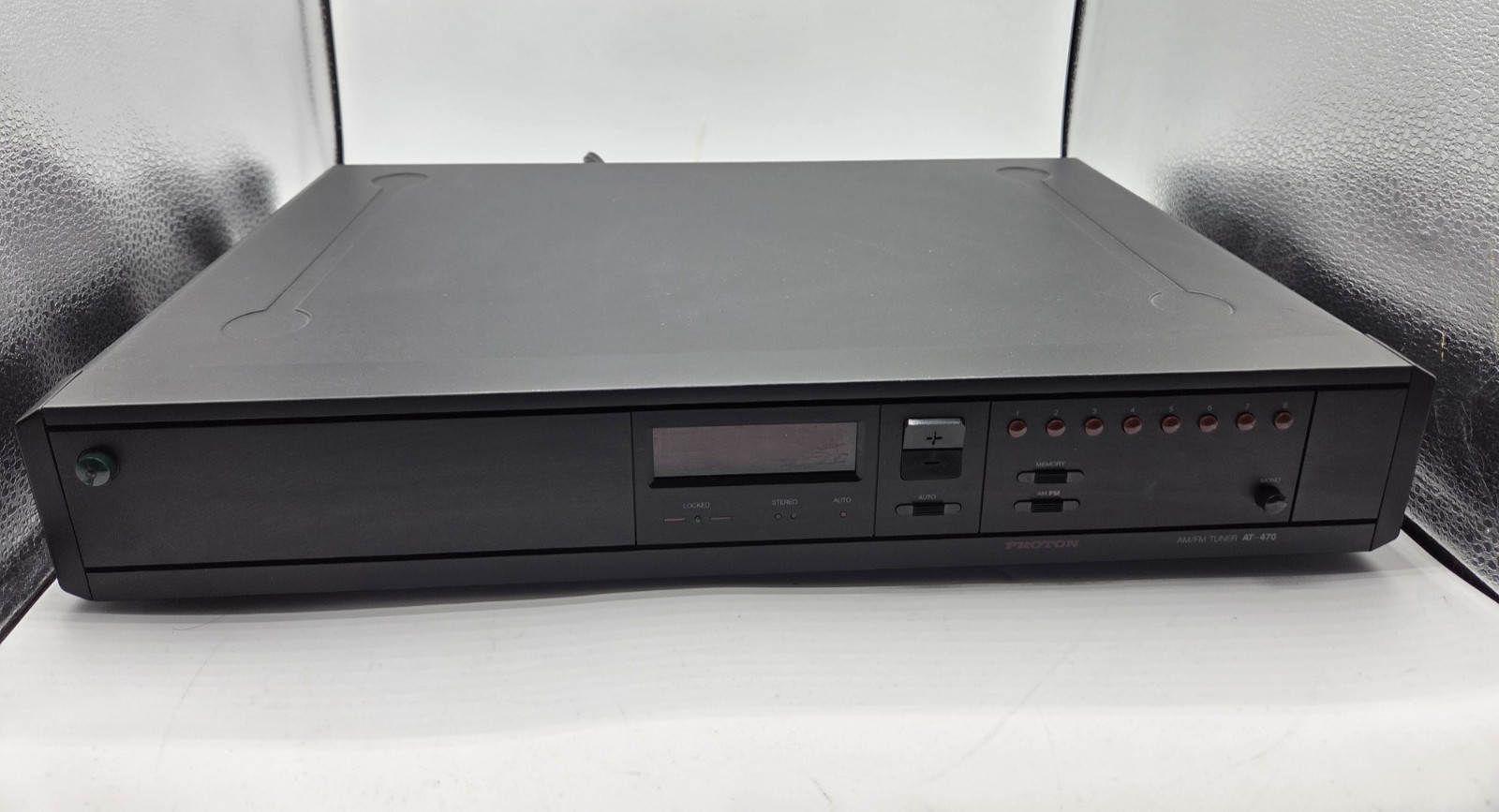 Proton AM/FM AT-470 radio tuner 8 saved channels vintage untested but powers up