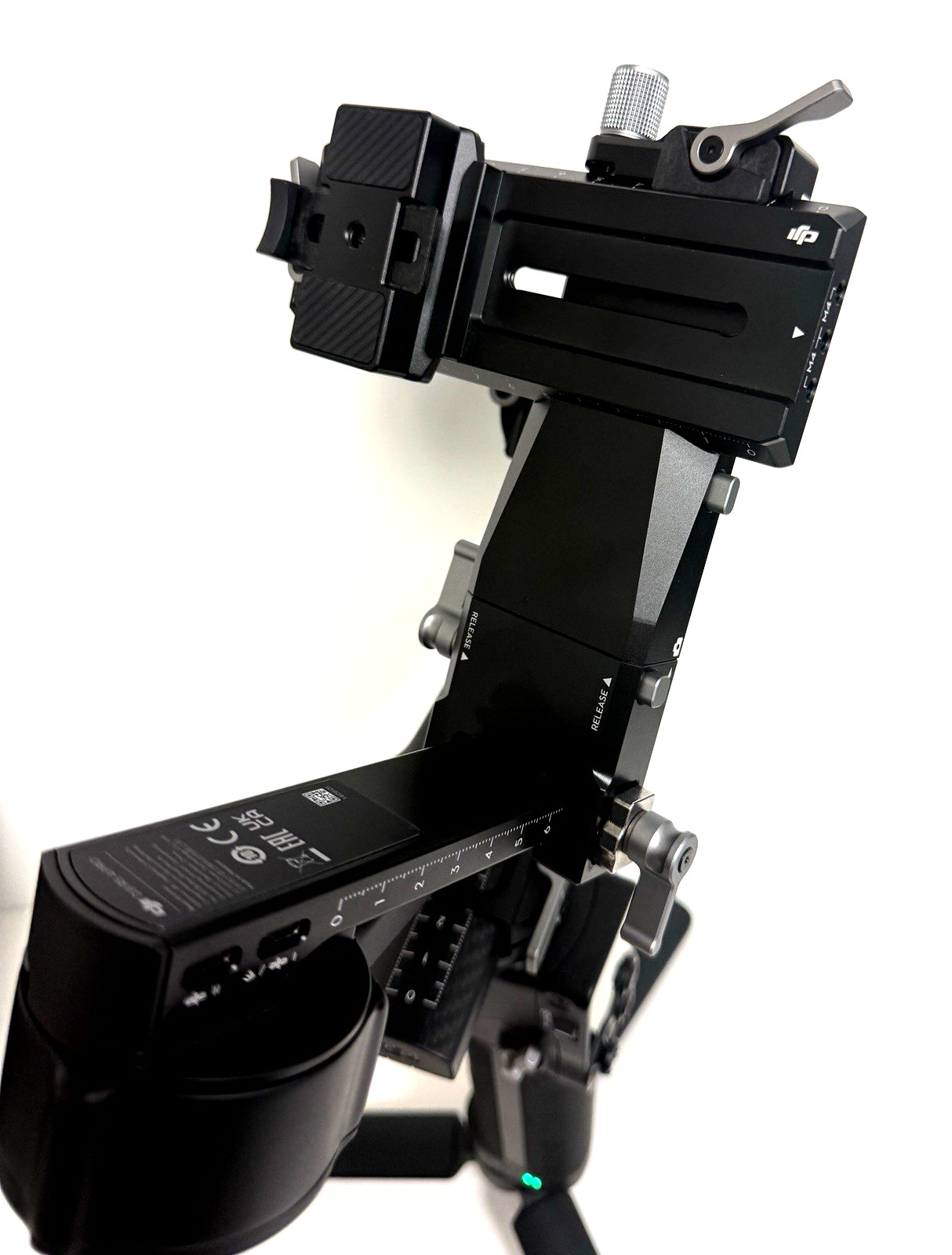 DJI RS 4 Pro 3-Axis Gimbal Stabilizer - Black