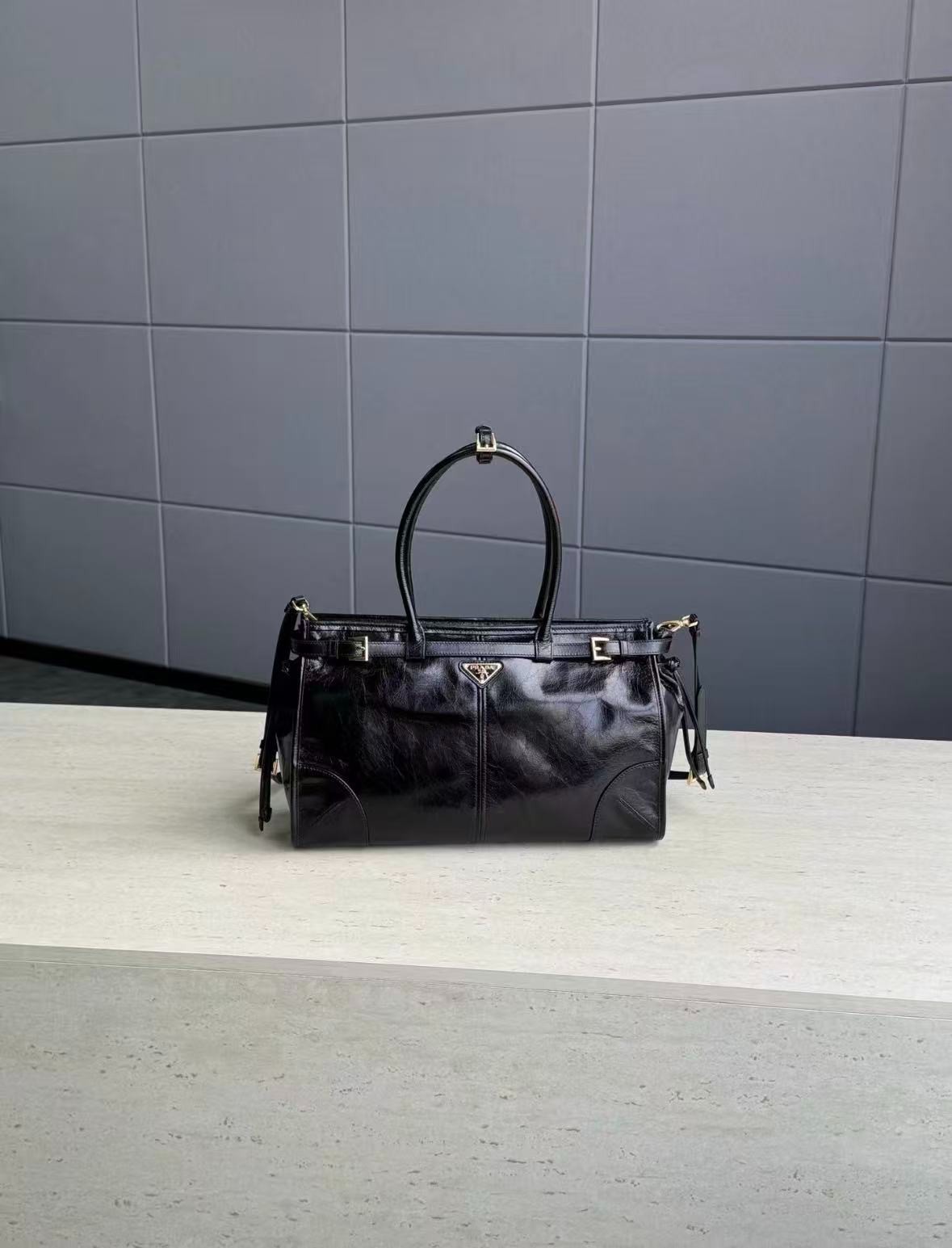 Prada Bonnie Large Black Shiny Leather Tote Shoulder Handbag 1BA439