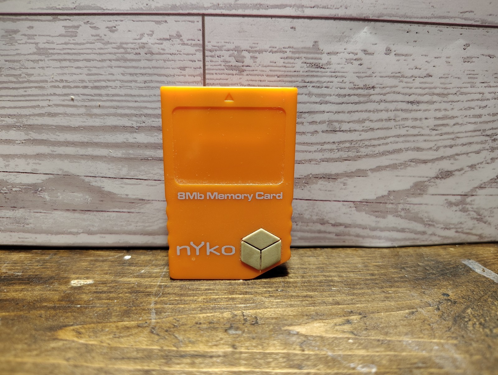 Nyko Nintendo GameCube Memory Card 8MB Orange