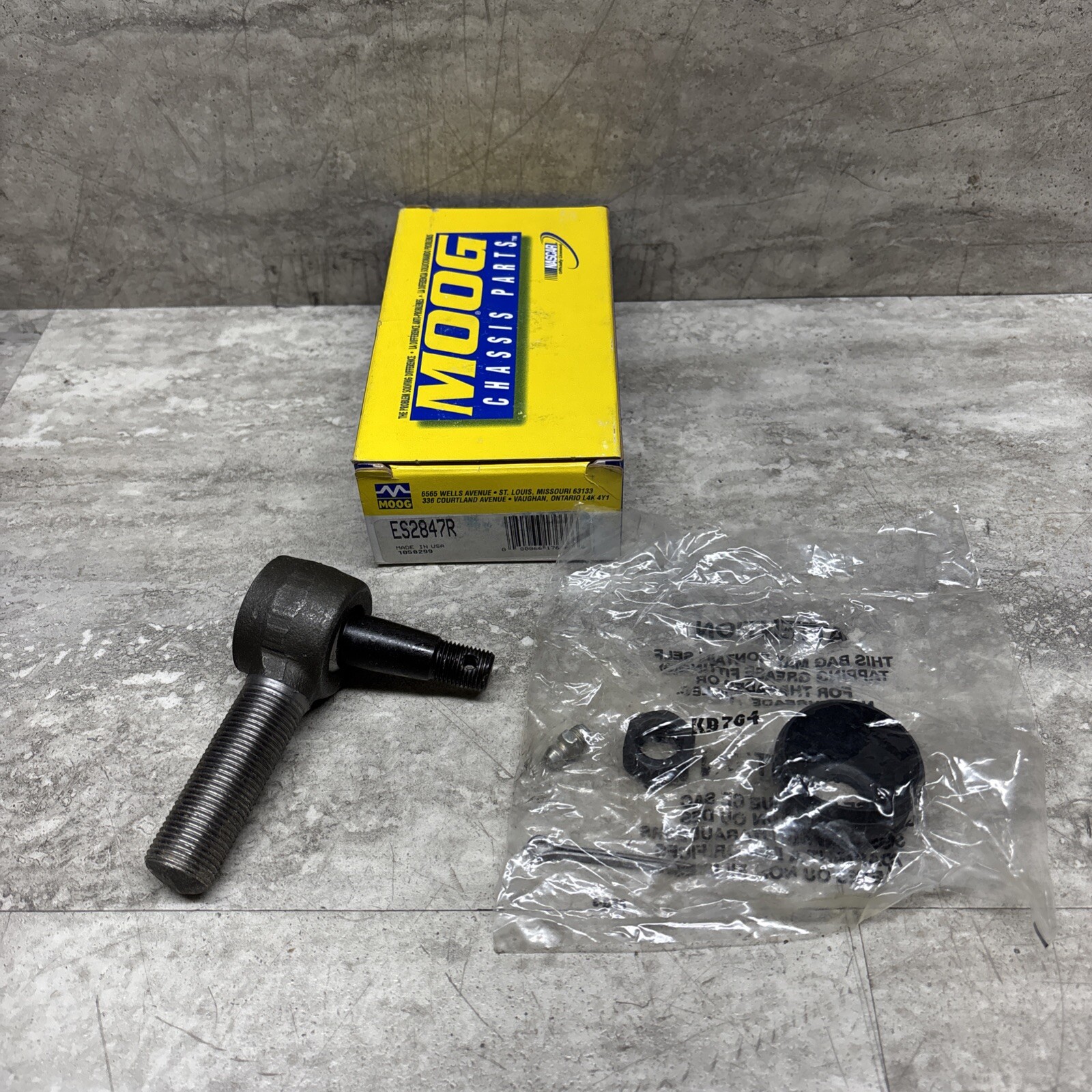 MOOG ES2847R Tie Rod End, USA Made, New