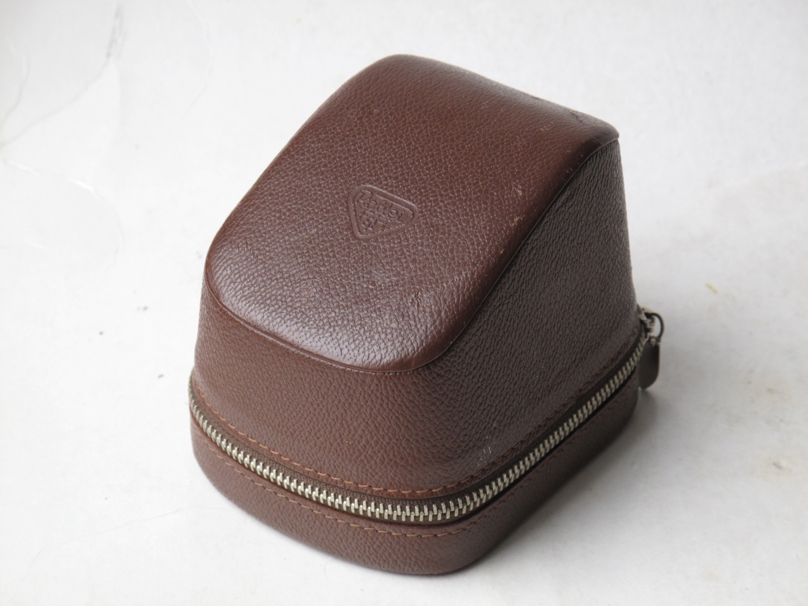 Rolleiflex leather case for the eyes level prism finder,  US SELLER "LQQK"