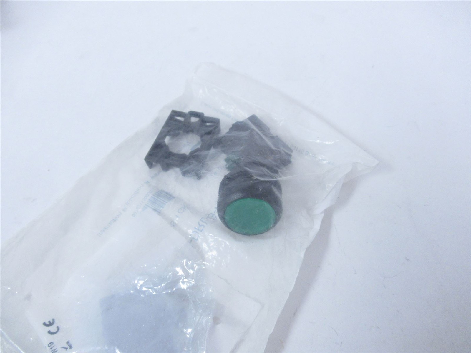 240393 New In Box; Eaton M22S-DRL-G-K10-G Pushbutton - Modular; Illuminated