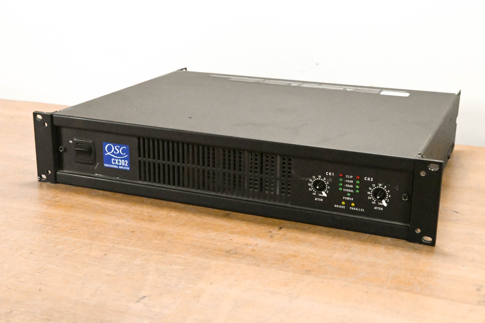 QSC CX302 2-Channel Power Amplifier CG0127J