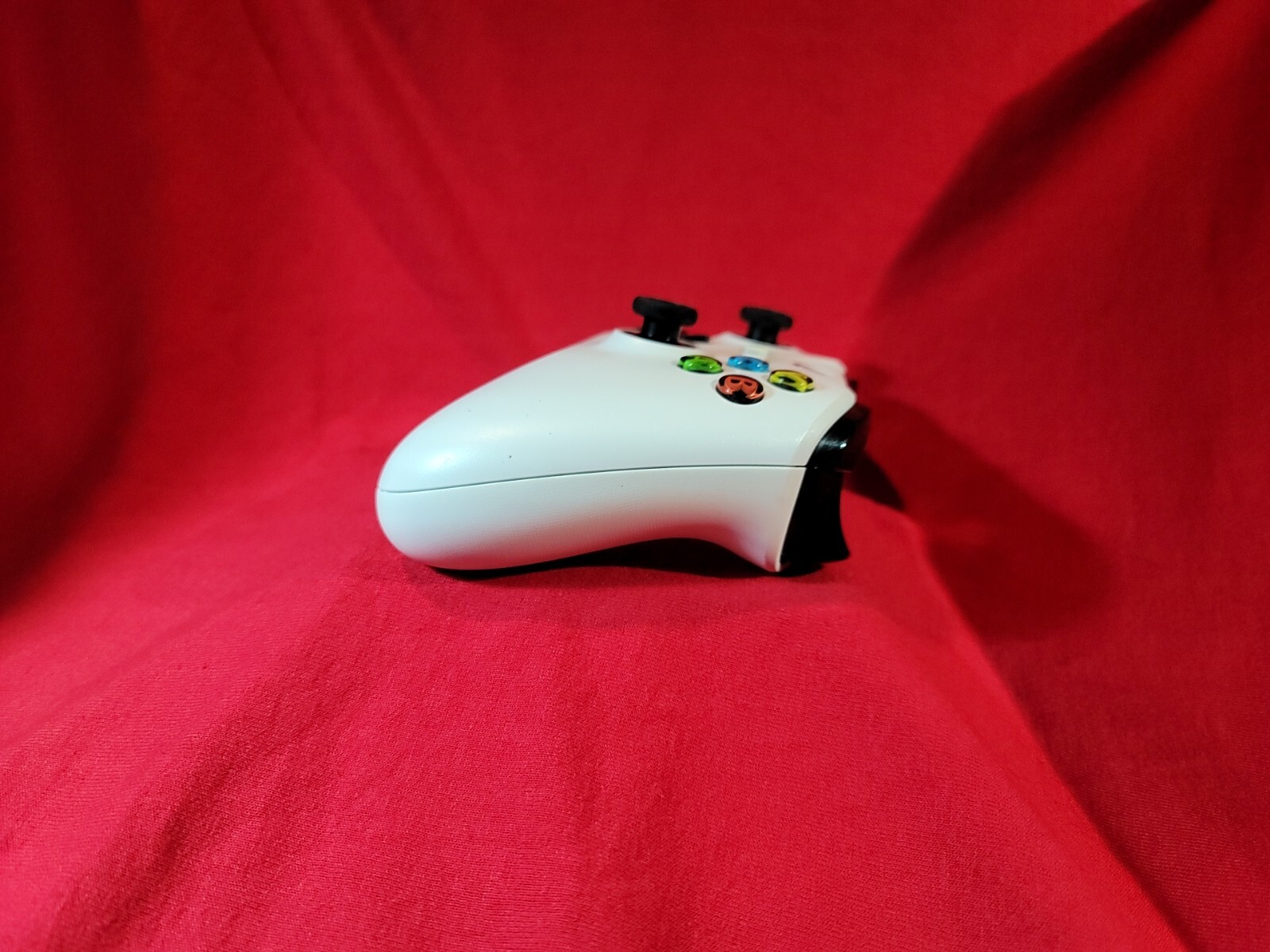 Xbox One Wireless Controller 1708 White (New Joysticks) Check Description