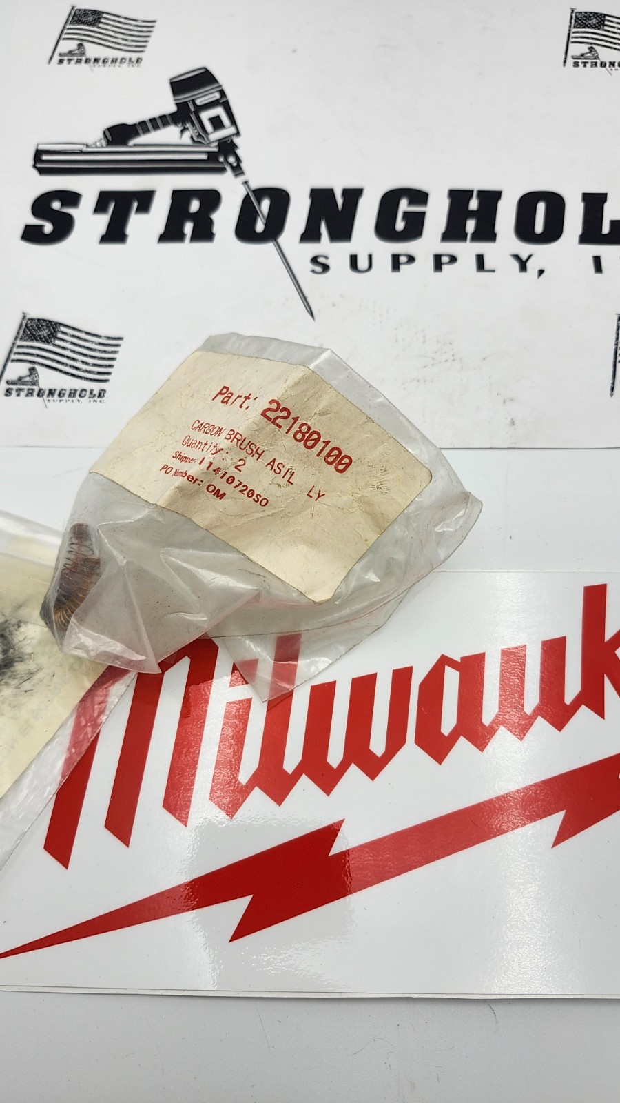 MILWAUKEE NEW OEM 22-18-0100 22180100 BRUSH ASSY (2)